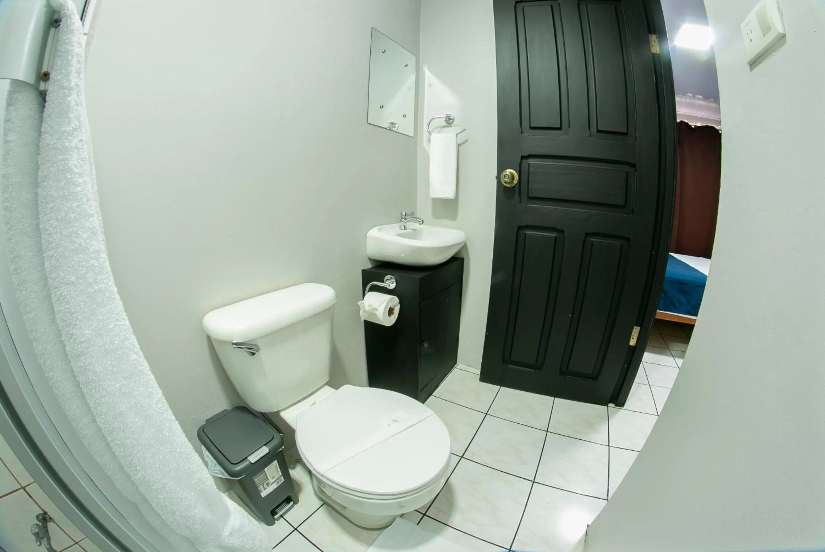 Bathroom in Hotel La Vid La Fortuna