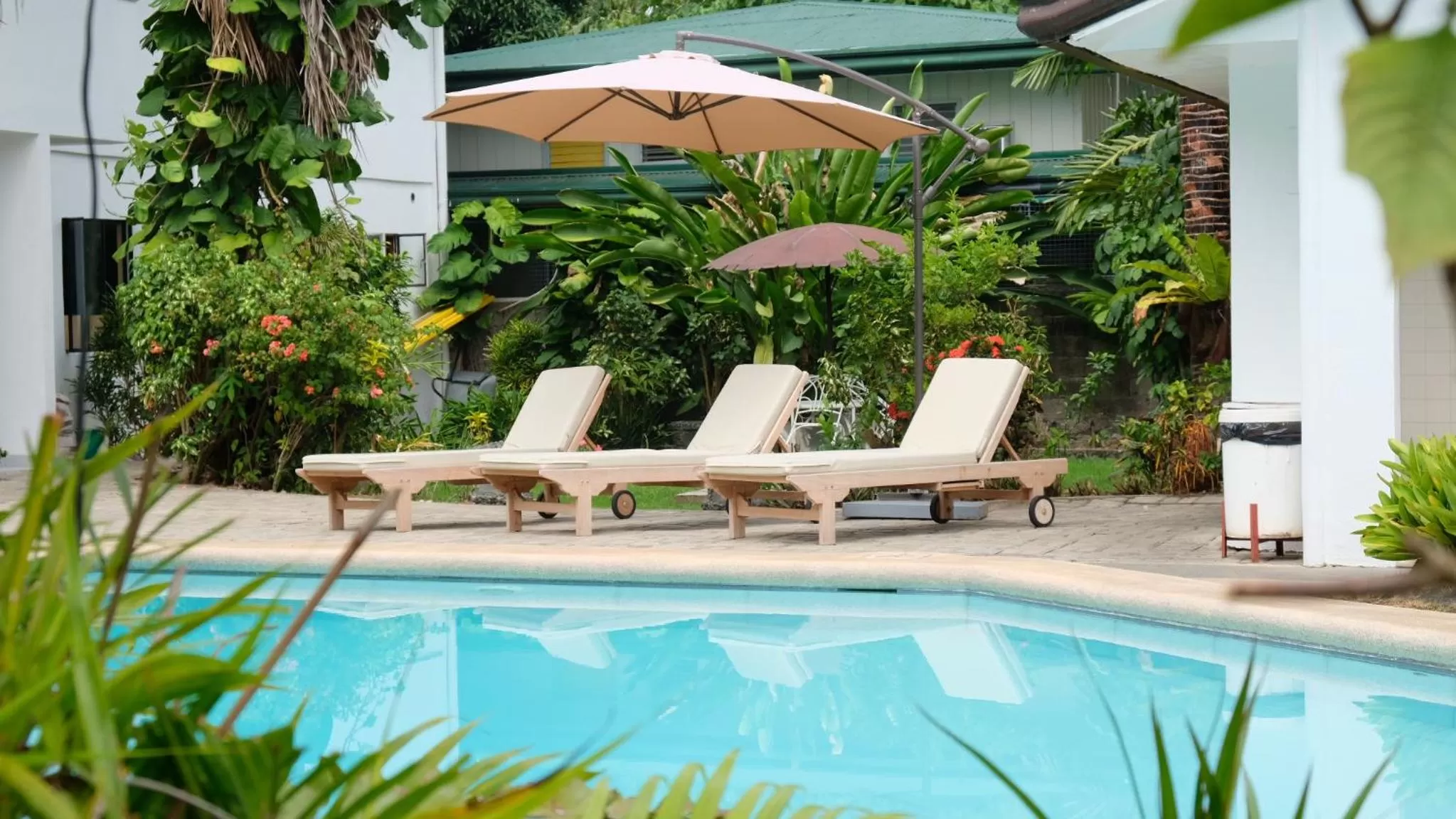 Swimming pool in Red Knight Gardens