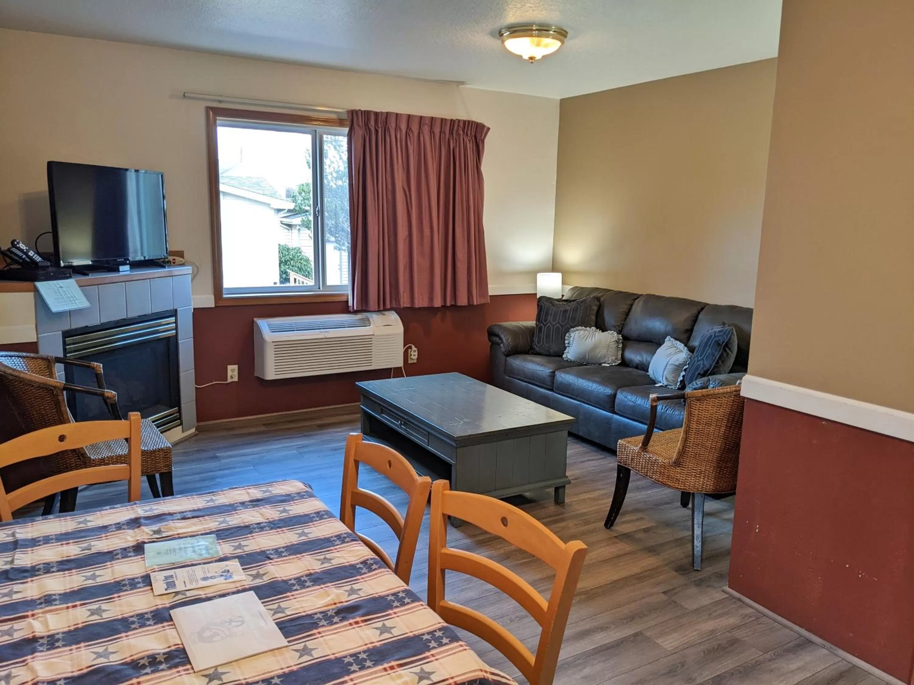 TV and multimedia, Bed in Hillcrest Inn