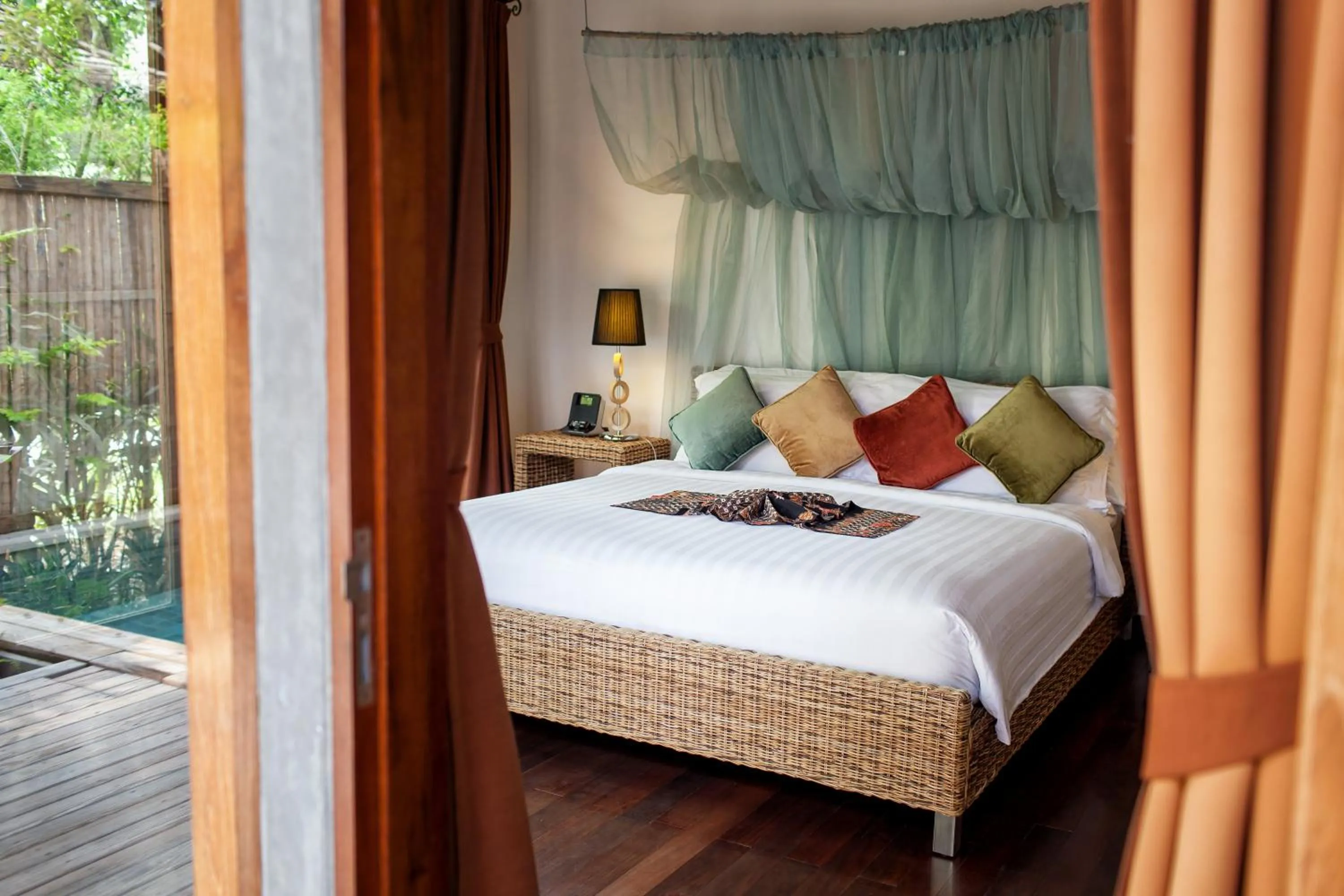 Bed in Tango Luxe Beach Villa, Koh Samui