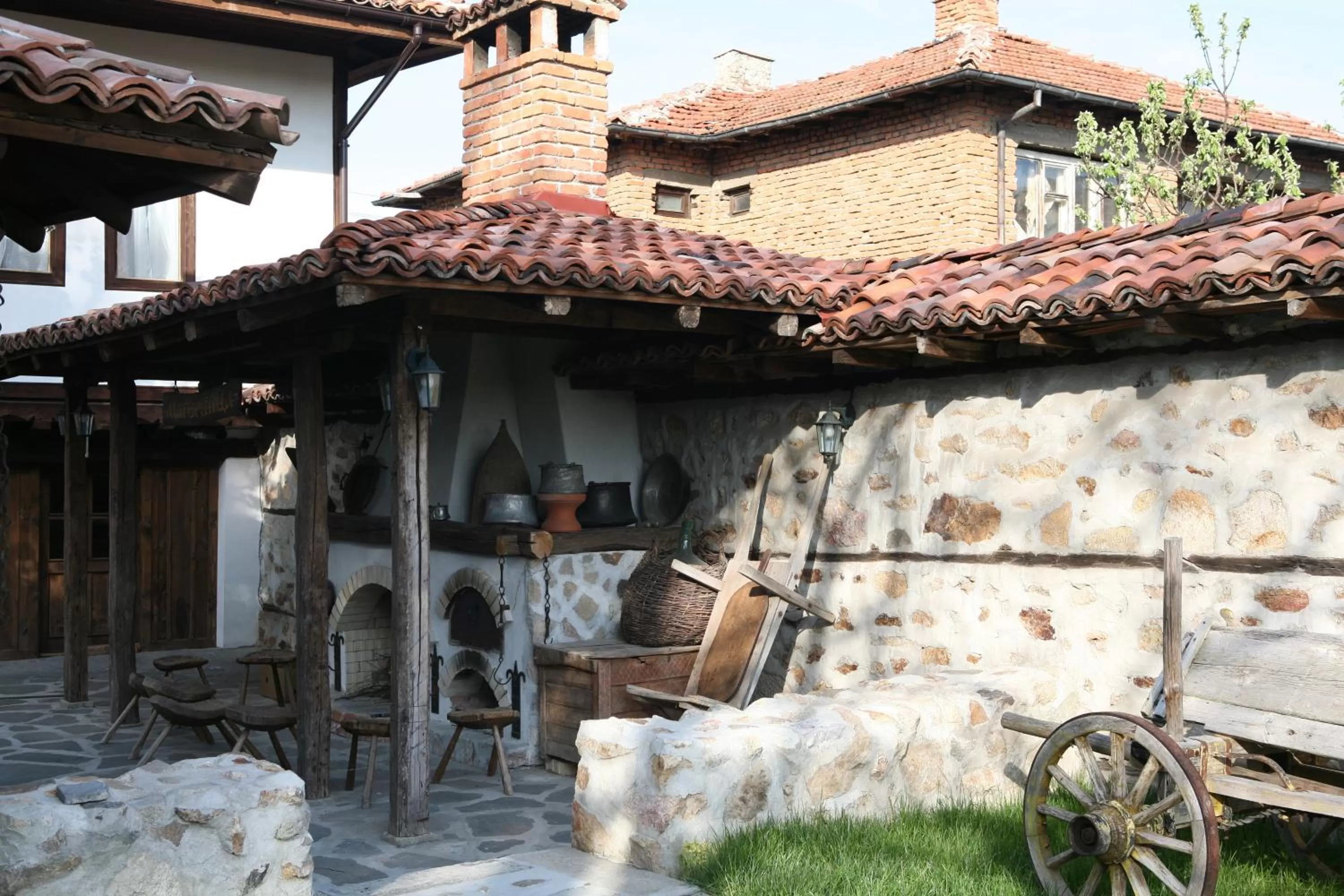 BBQ facilities, Property Building in Djudjeva Kyshta Hotel