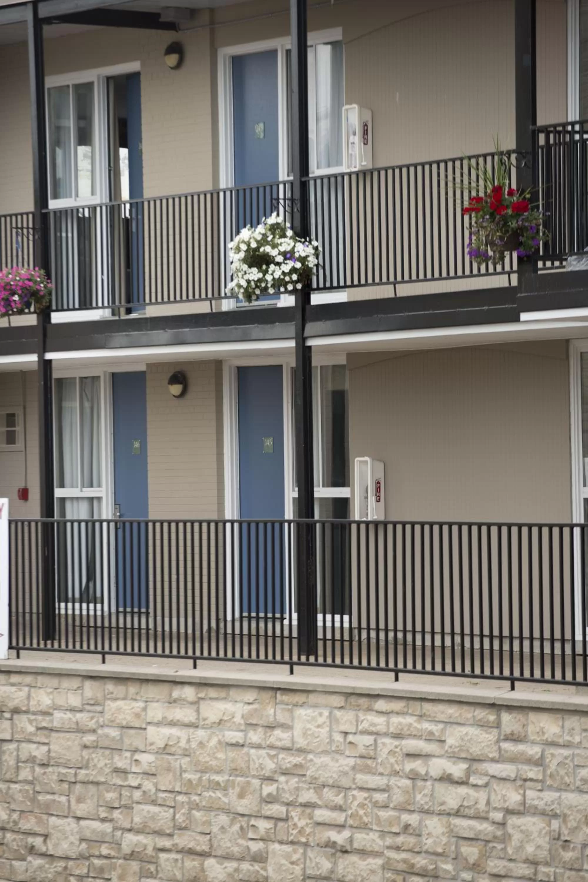 Balcony/Terrace in The Falls Hotel & Inn