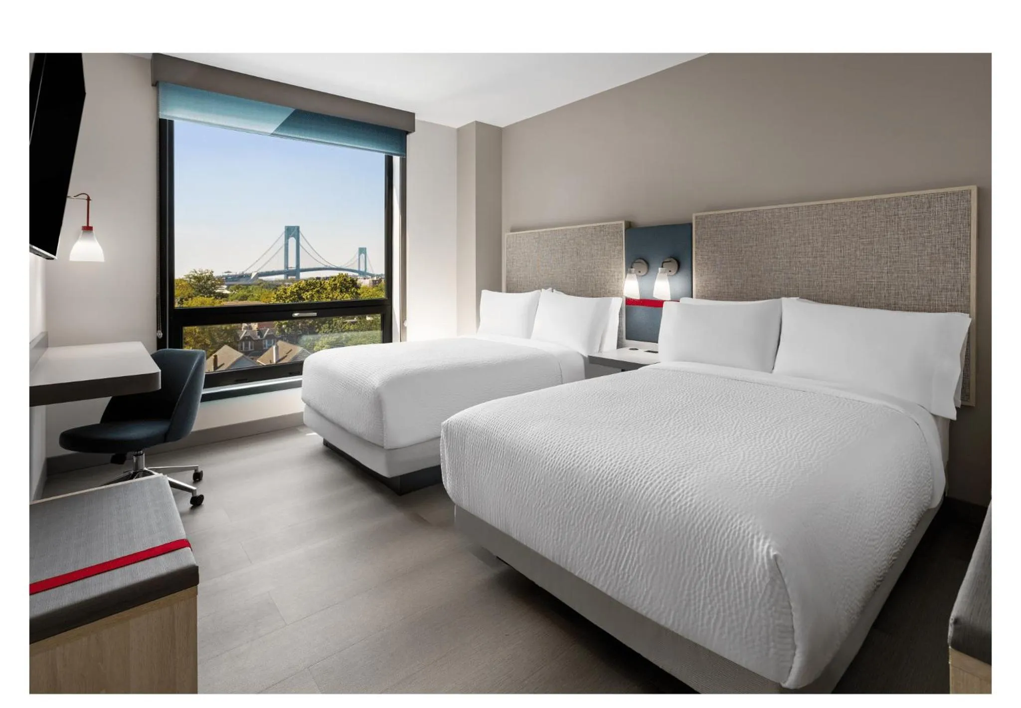 Bed in avid hotels - Brooklyn Dyker Heights by IHG