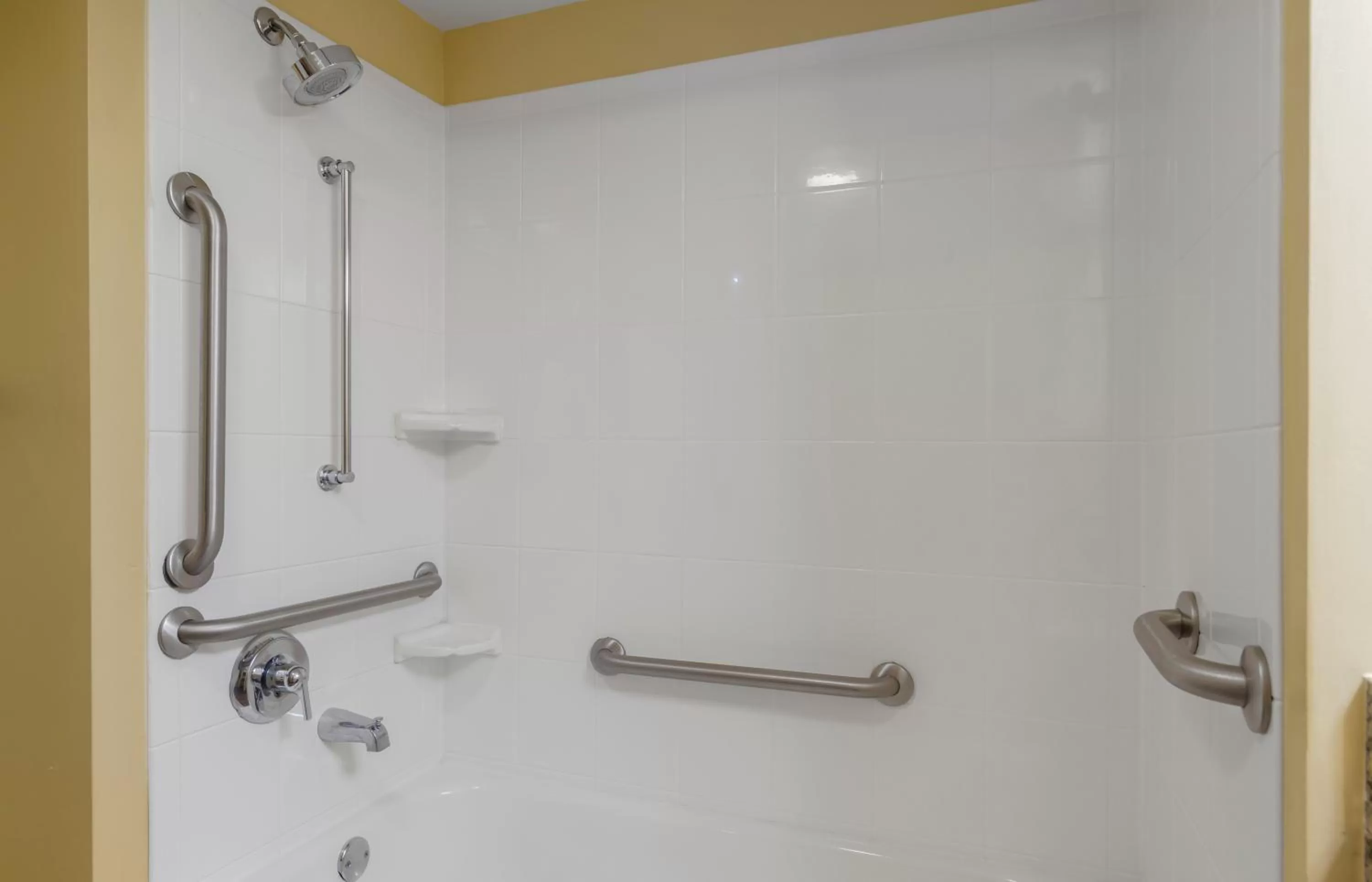 Bathroom in Extended Stay America Suites - Atlanta - Norcross - Peachtree Corners