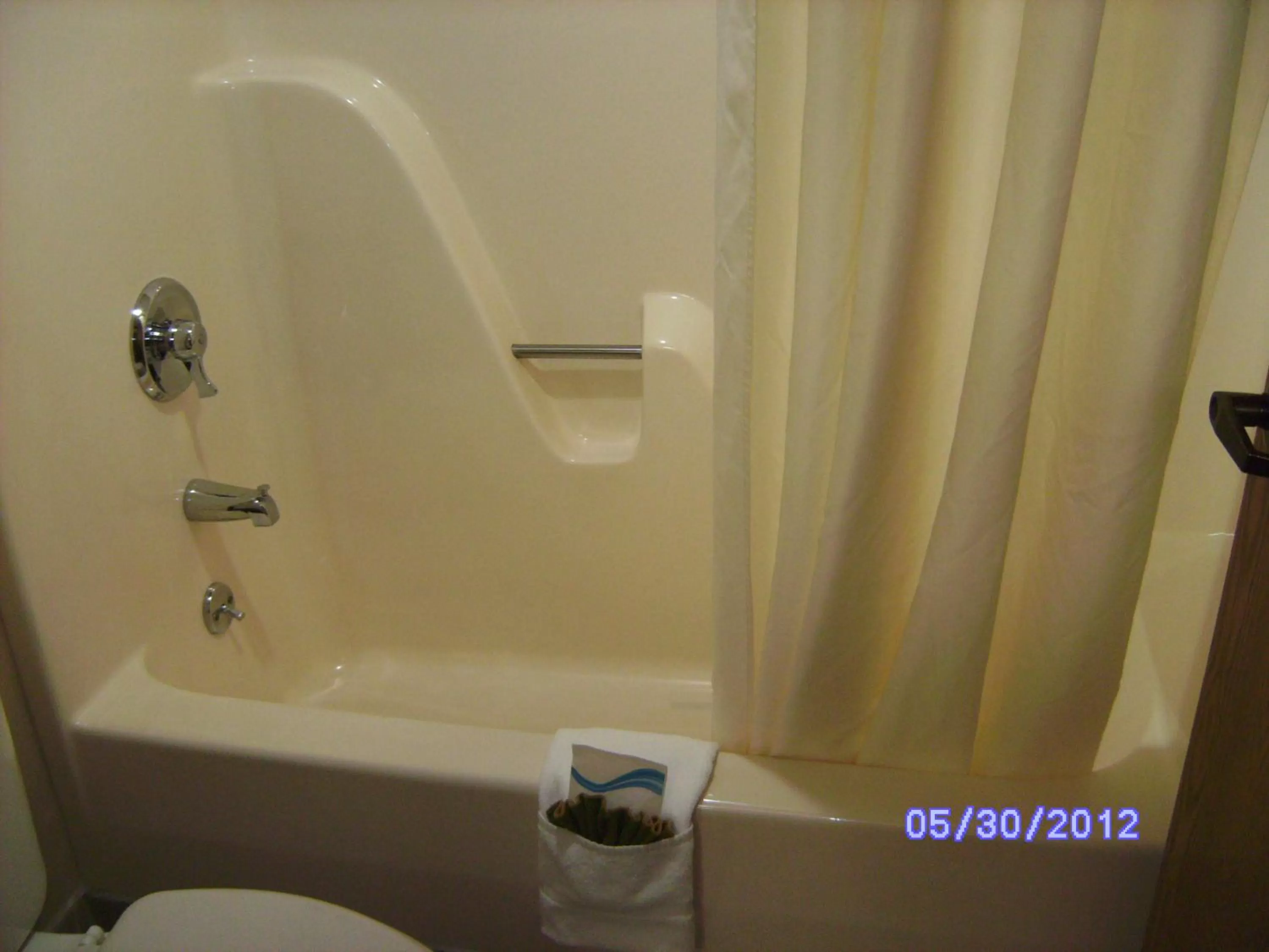 Bathroom in All American Inn & Suites Branson