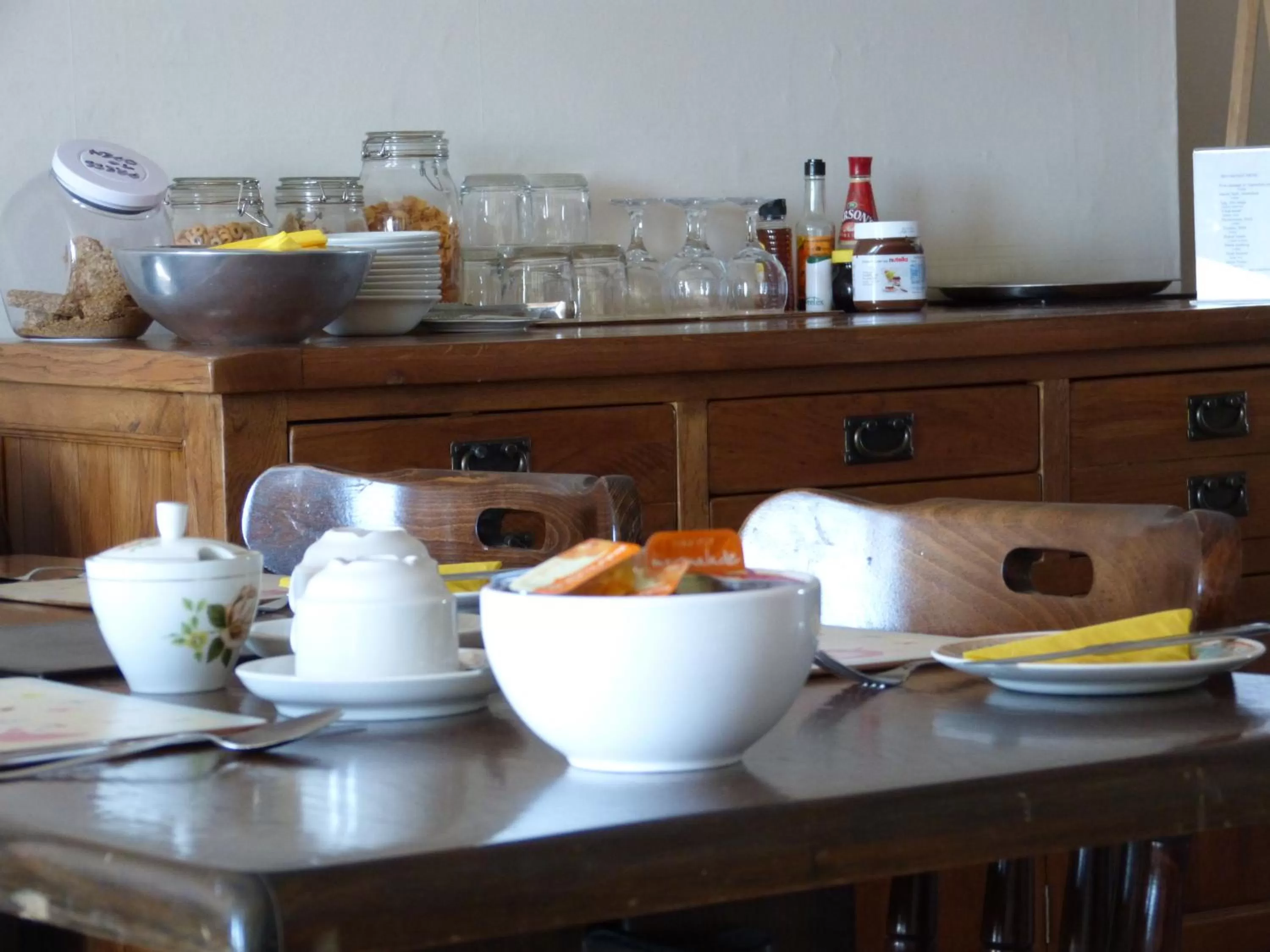 Lounge or bar in The Iverna