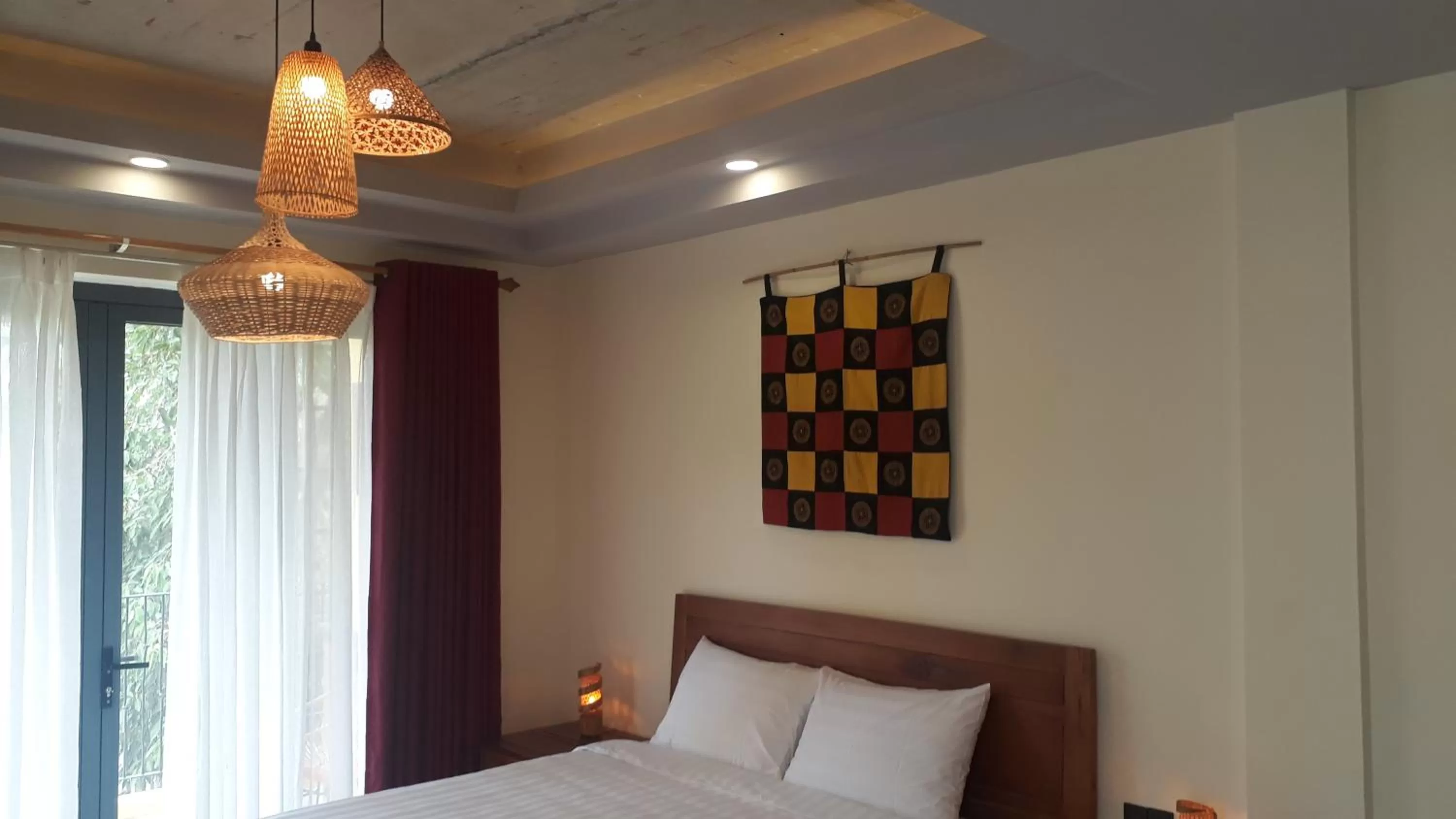 Bed in Pink Tulip Hoi An