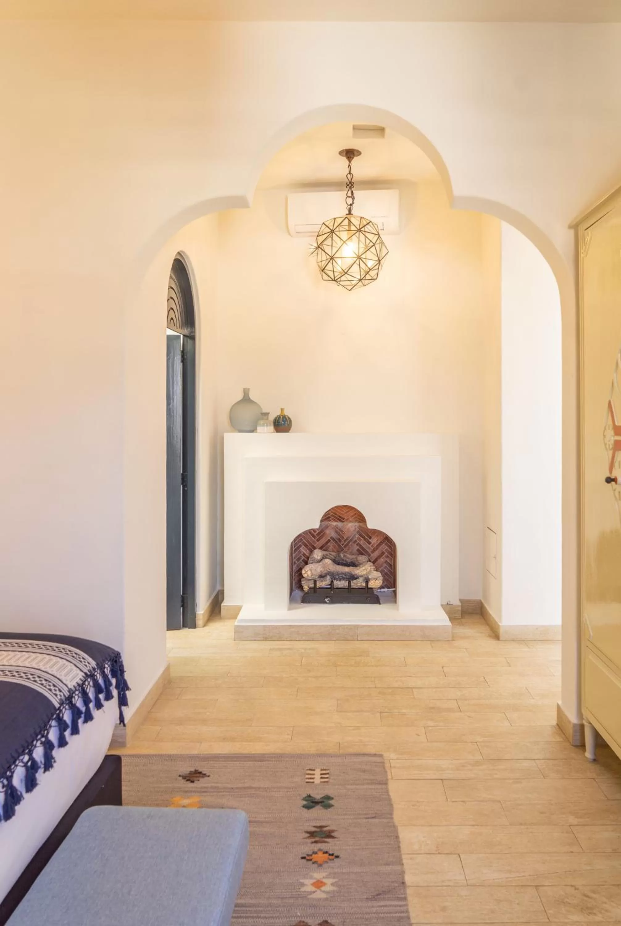 flat iron in Casa Delphine