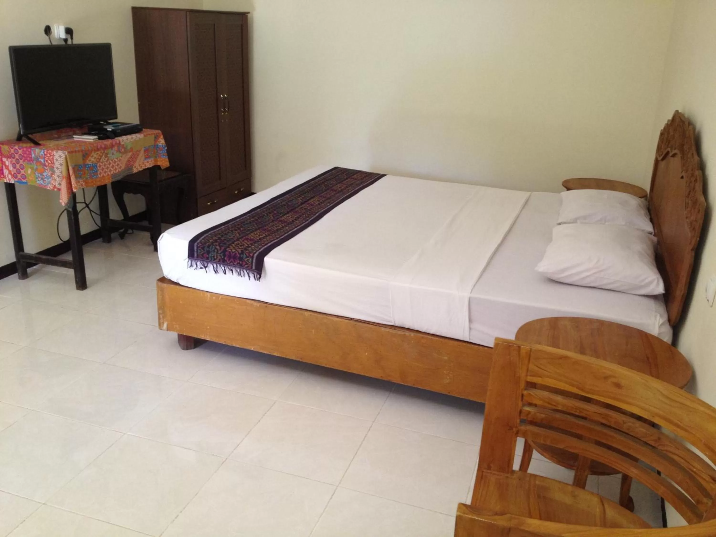 Bedroom, Room Photo in Astina Hotel