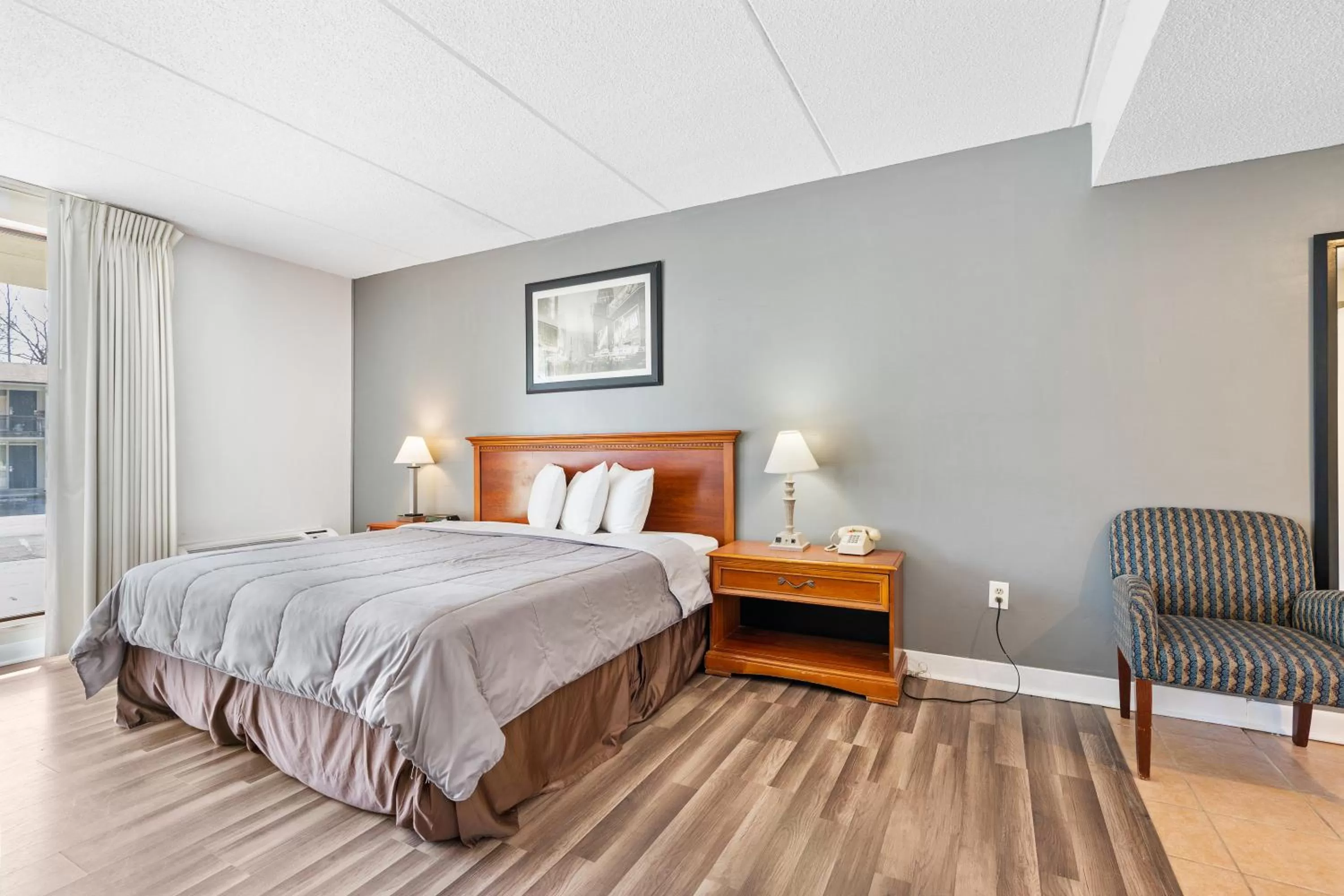 Bed in FairBridge Inn and Suites West Point