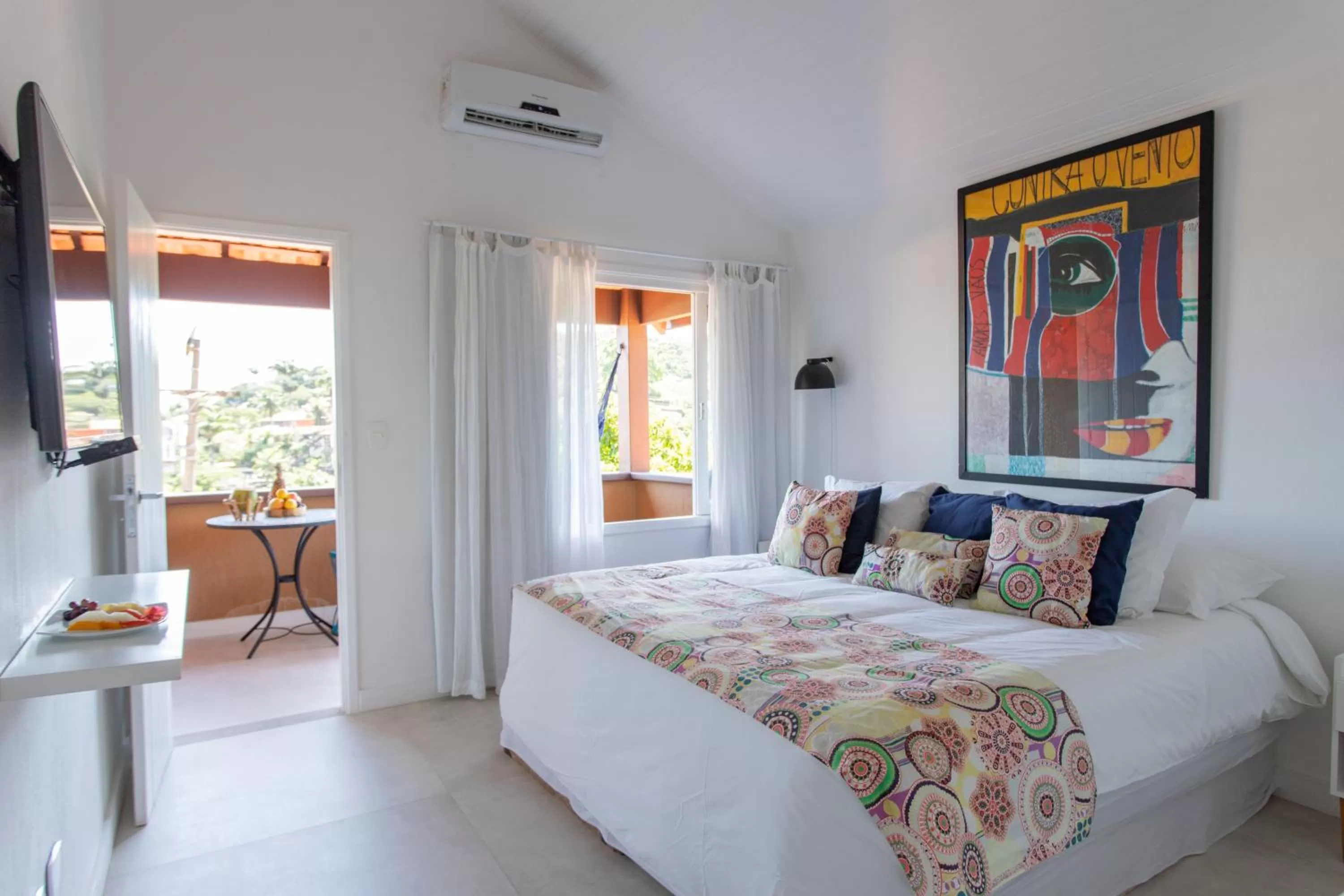 Bed in Jubarte Hotel by Insólito