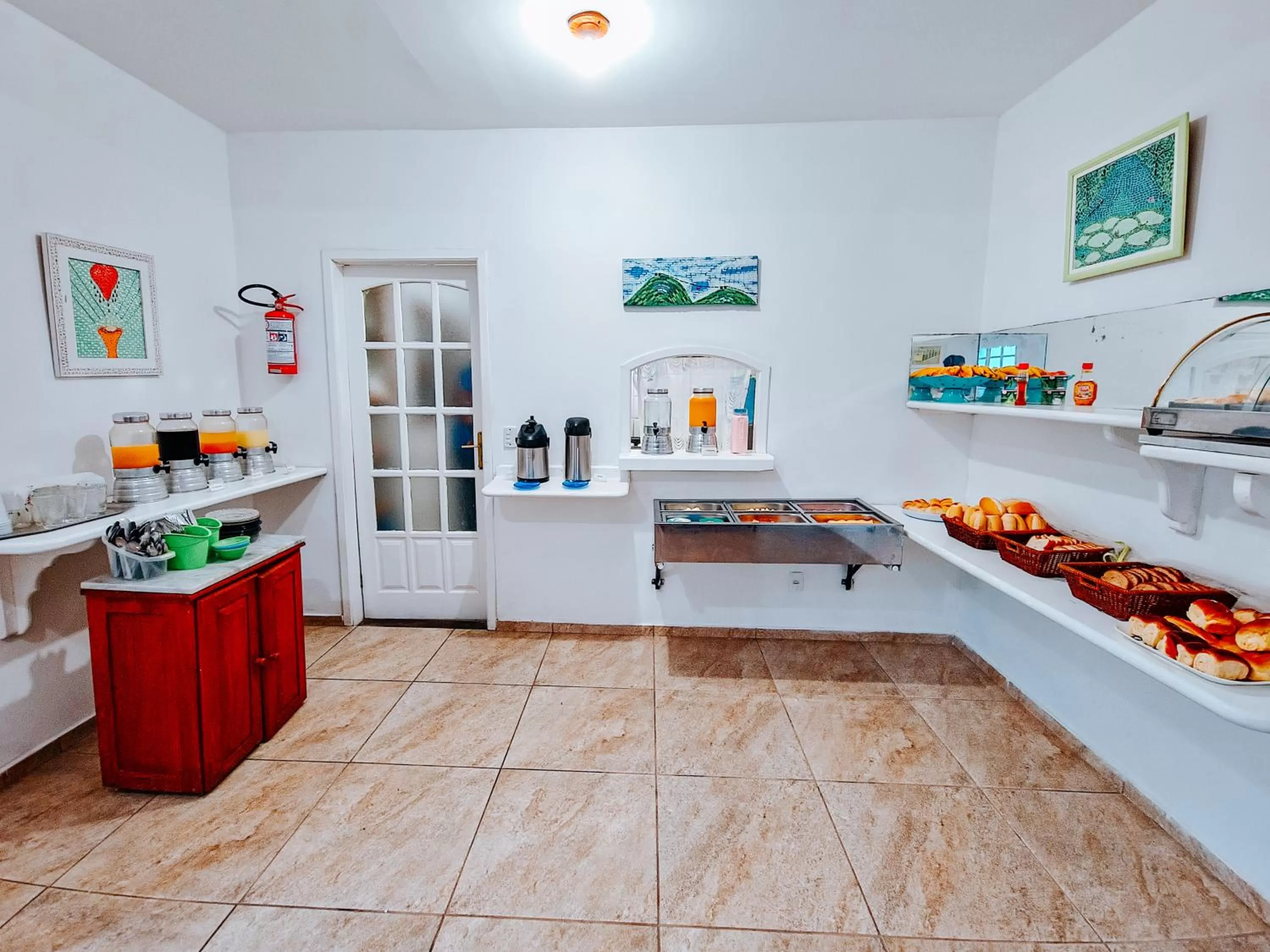 Dining area in Suítes Água Marinha