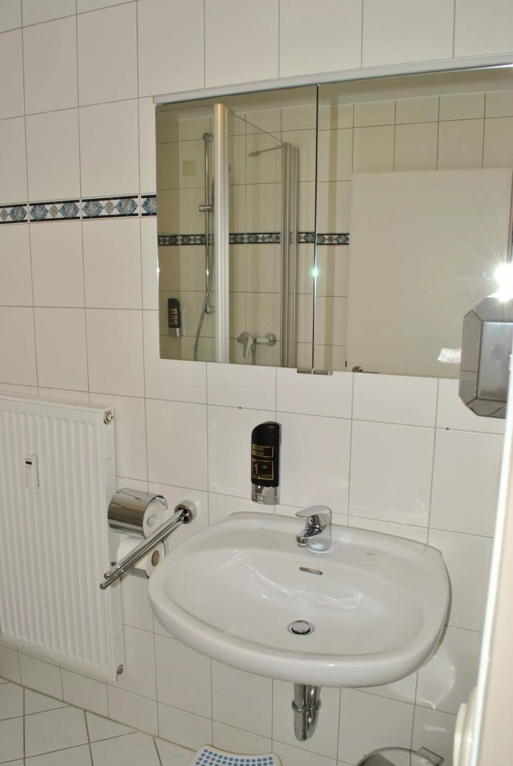 Bathroom in Gasthof Kampenwand Aschau