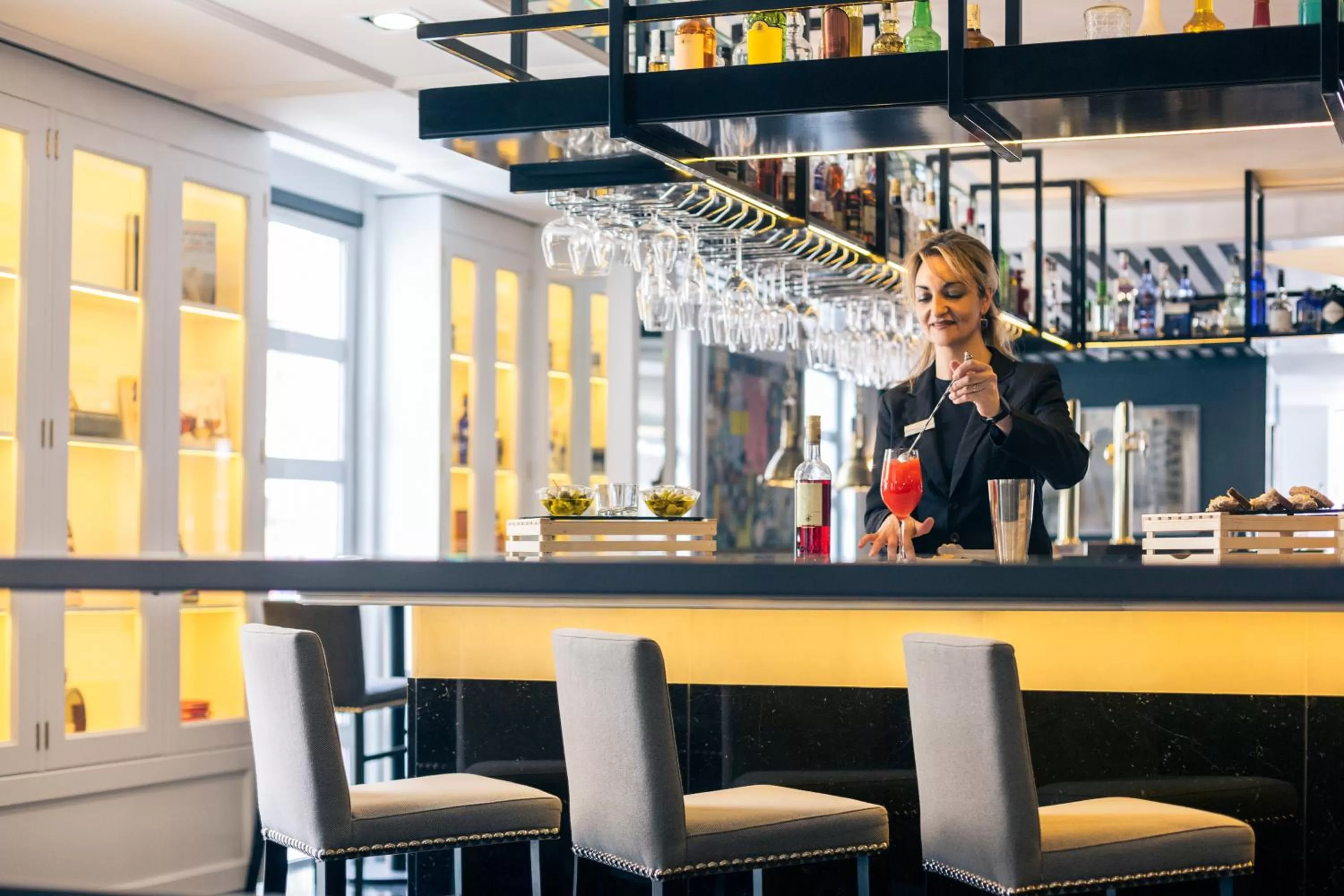 Lounge or bar in Hotel Mercure Jardines de Albia