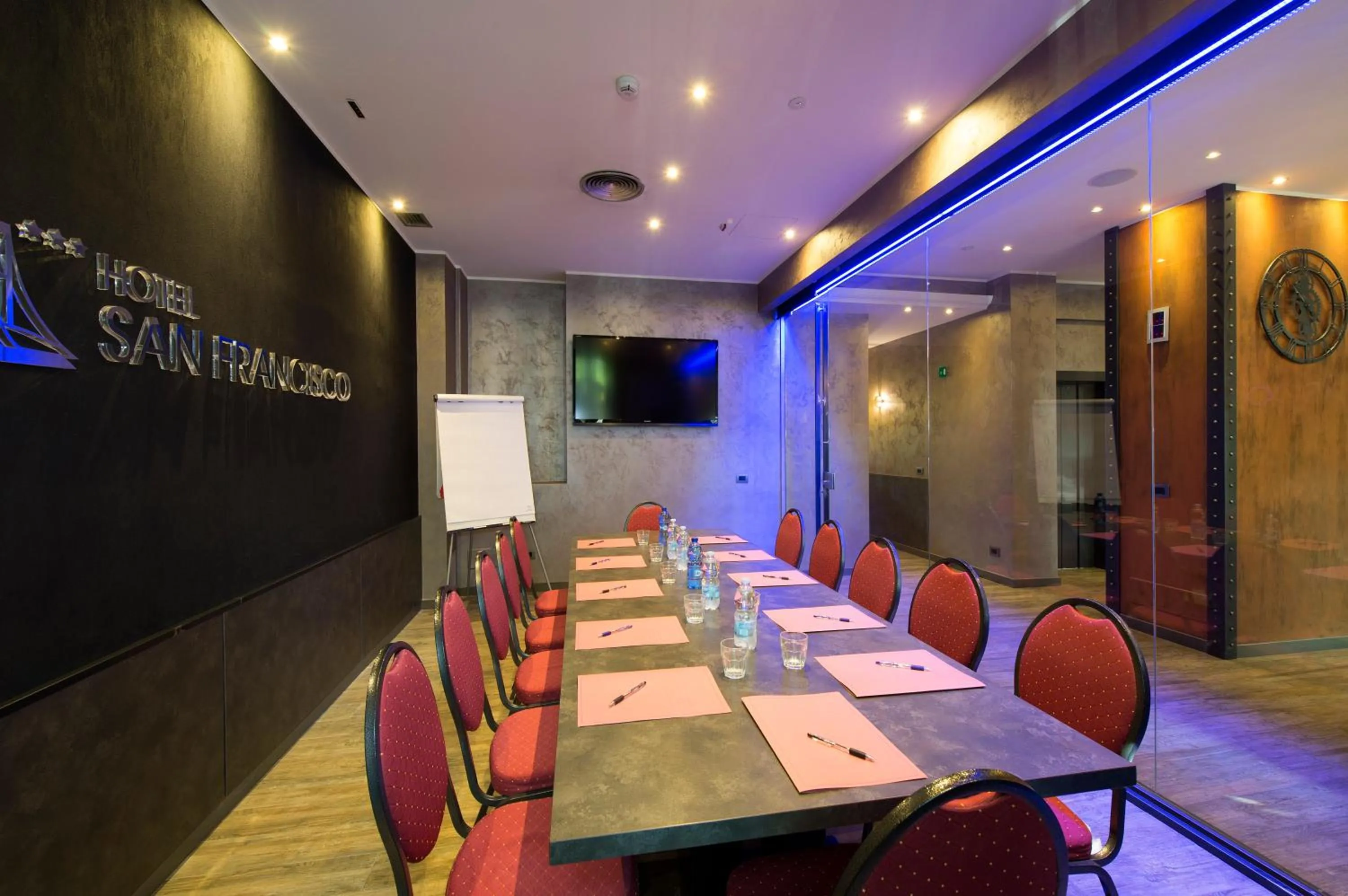 Area and facilities in Hotel San Francisco