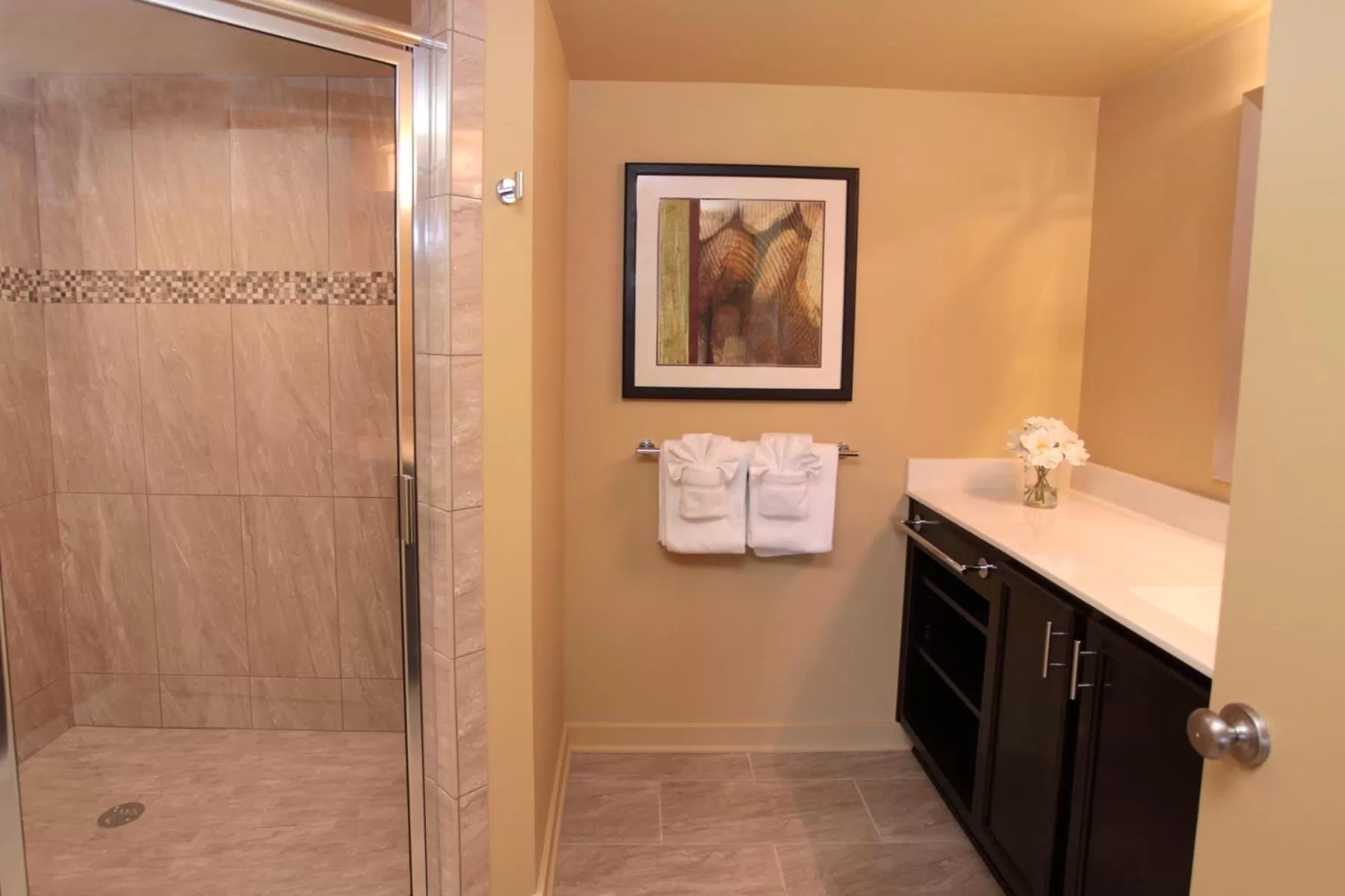 Shower in Patriots Inn