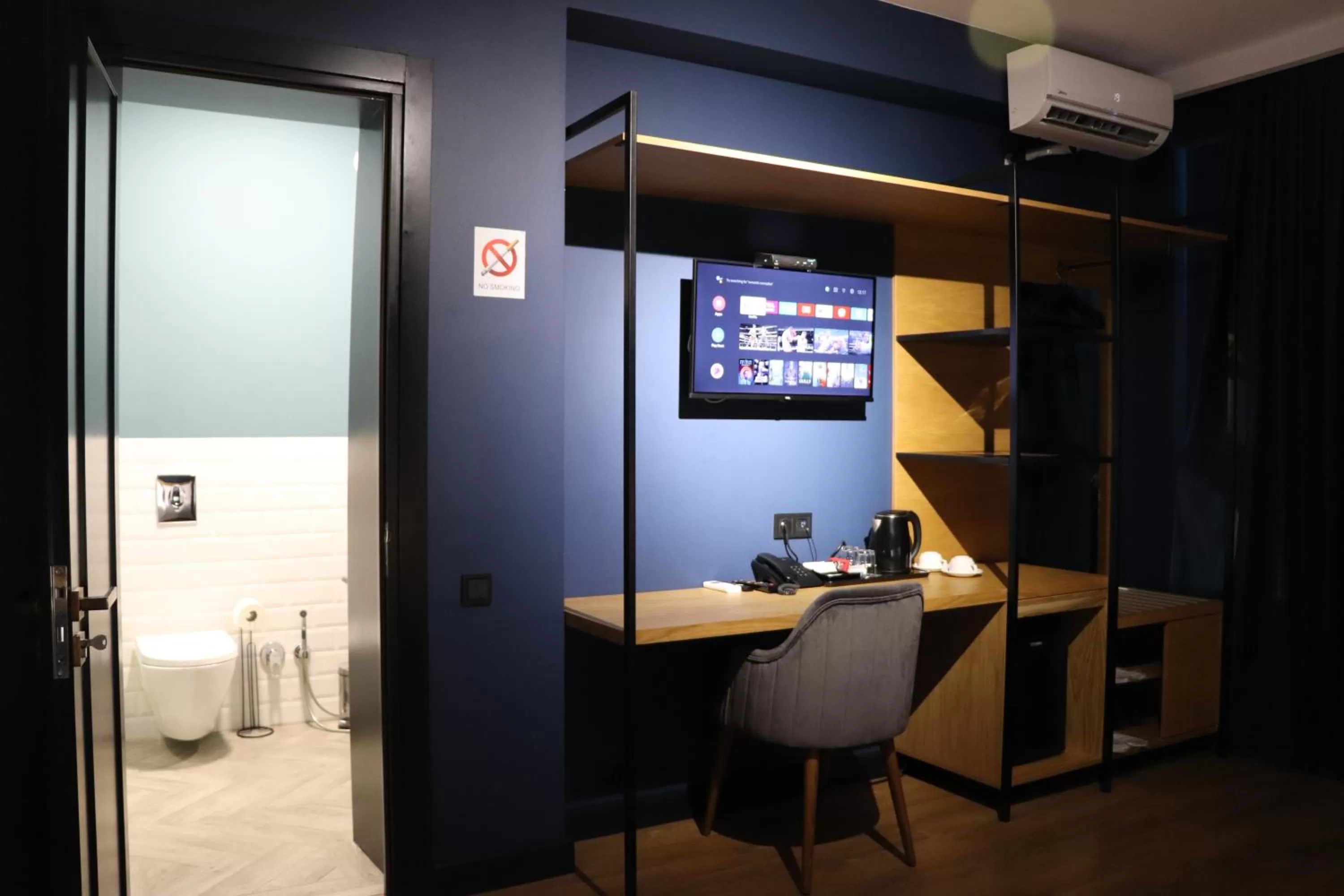 TV and multimedia, TV/Entertainment Center in Borjomi Bridge Hotel