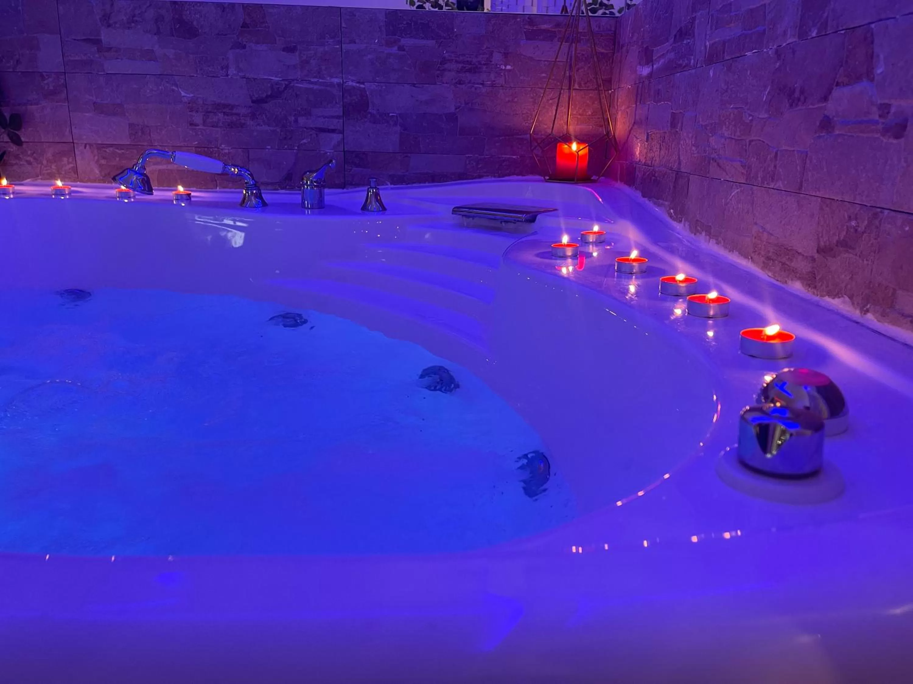 Hot Tub in Le Suite del Lungomare Catania