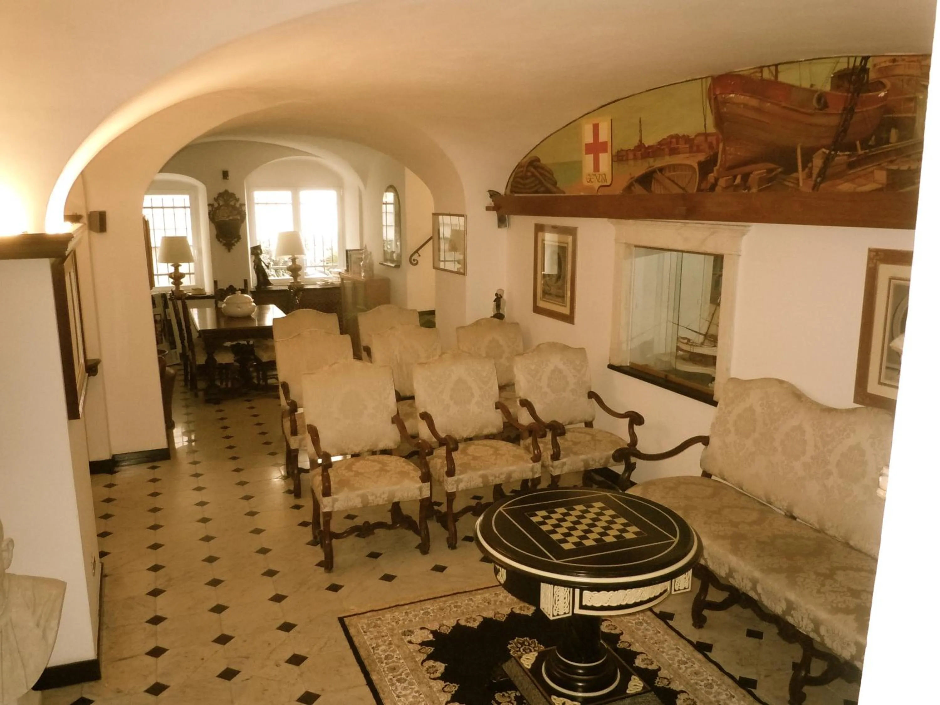 Communal lounge/ TV room in Hotel Due Mari