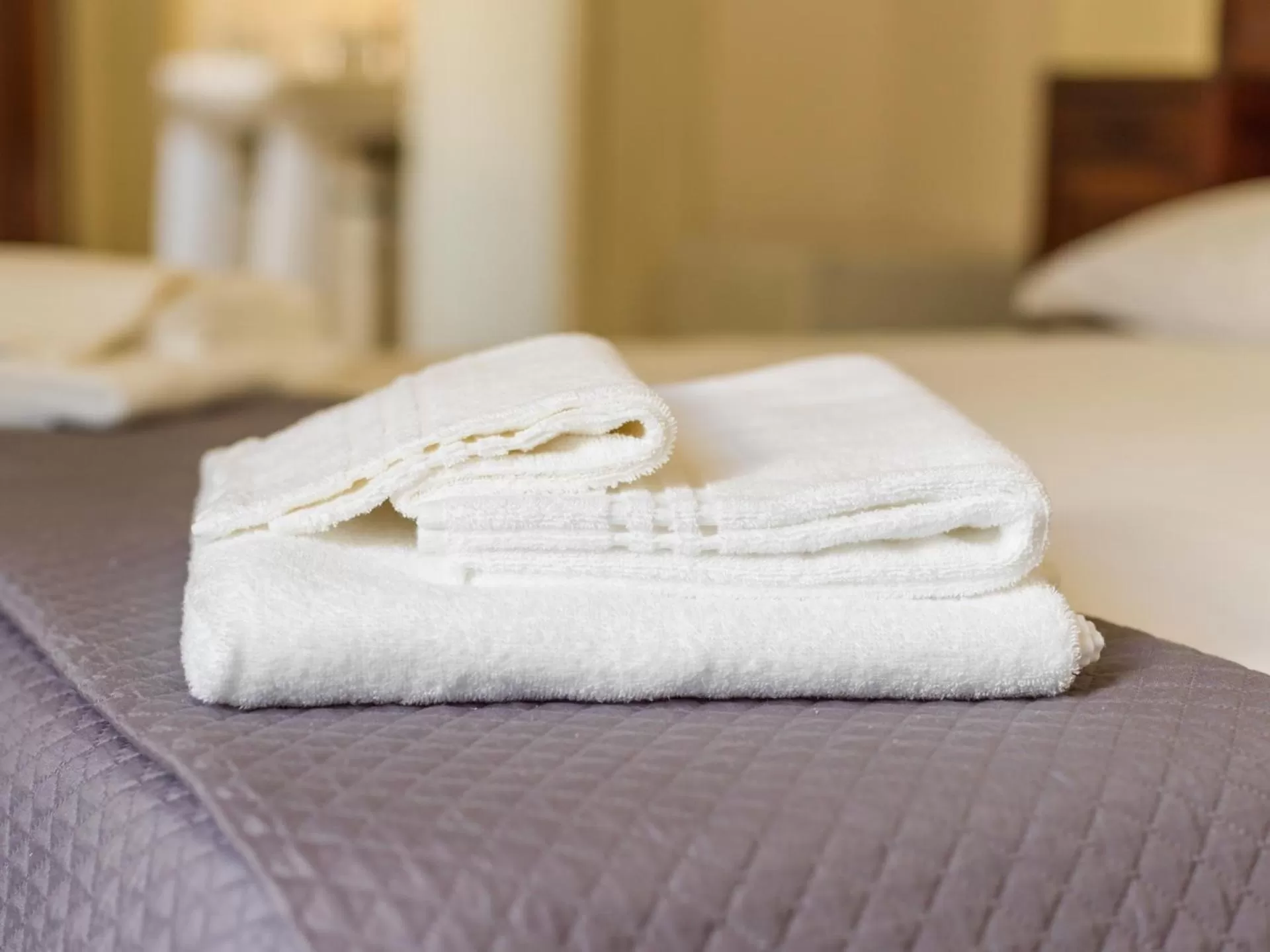 Decorative detail, Bed in Dimora San Leucio