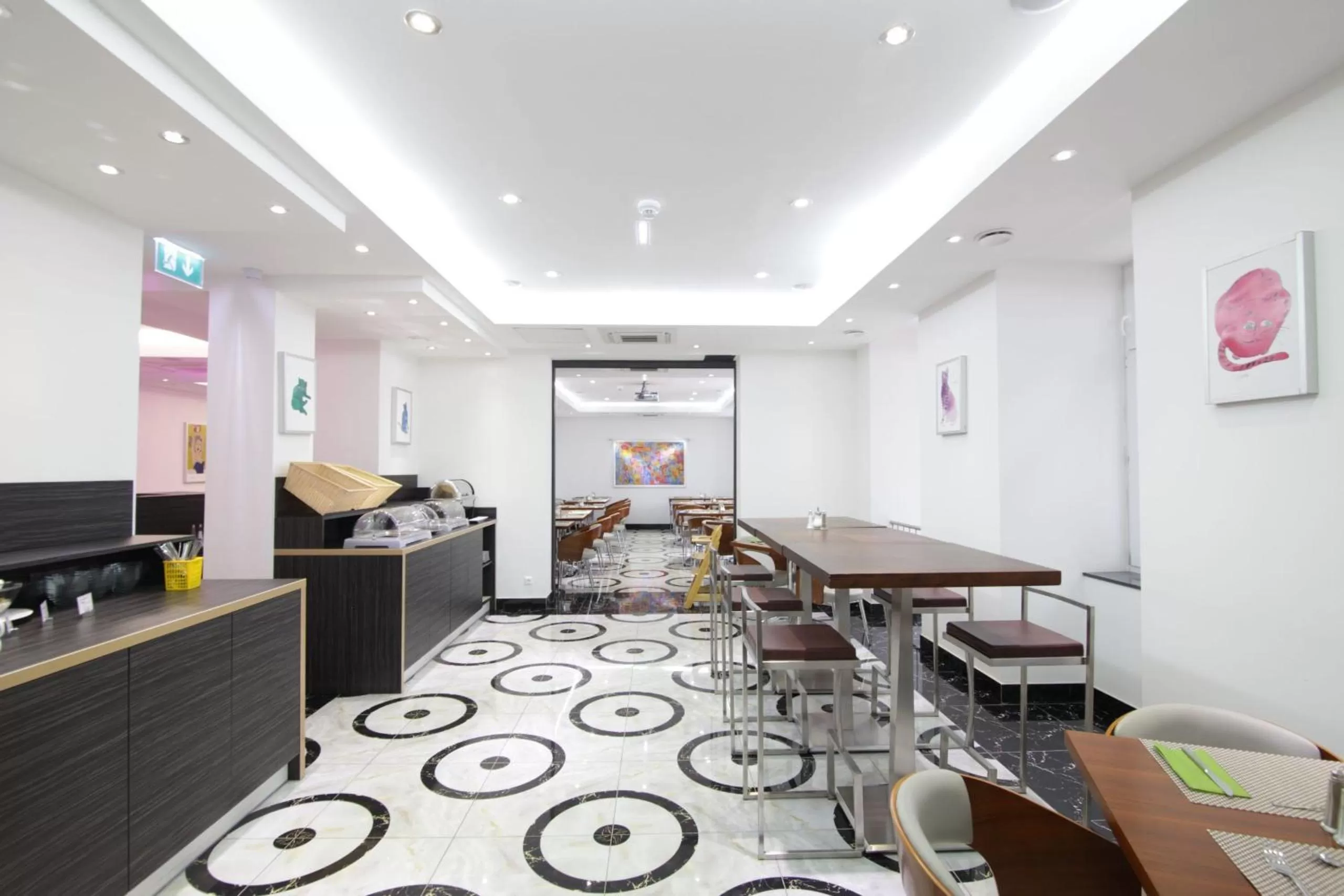 Restaurant/places to eat in Best Western Plus Hotel Arcadia