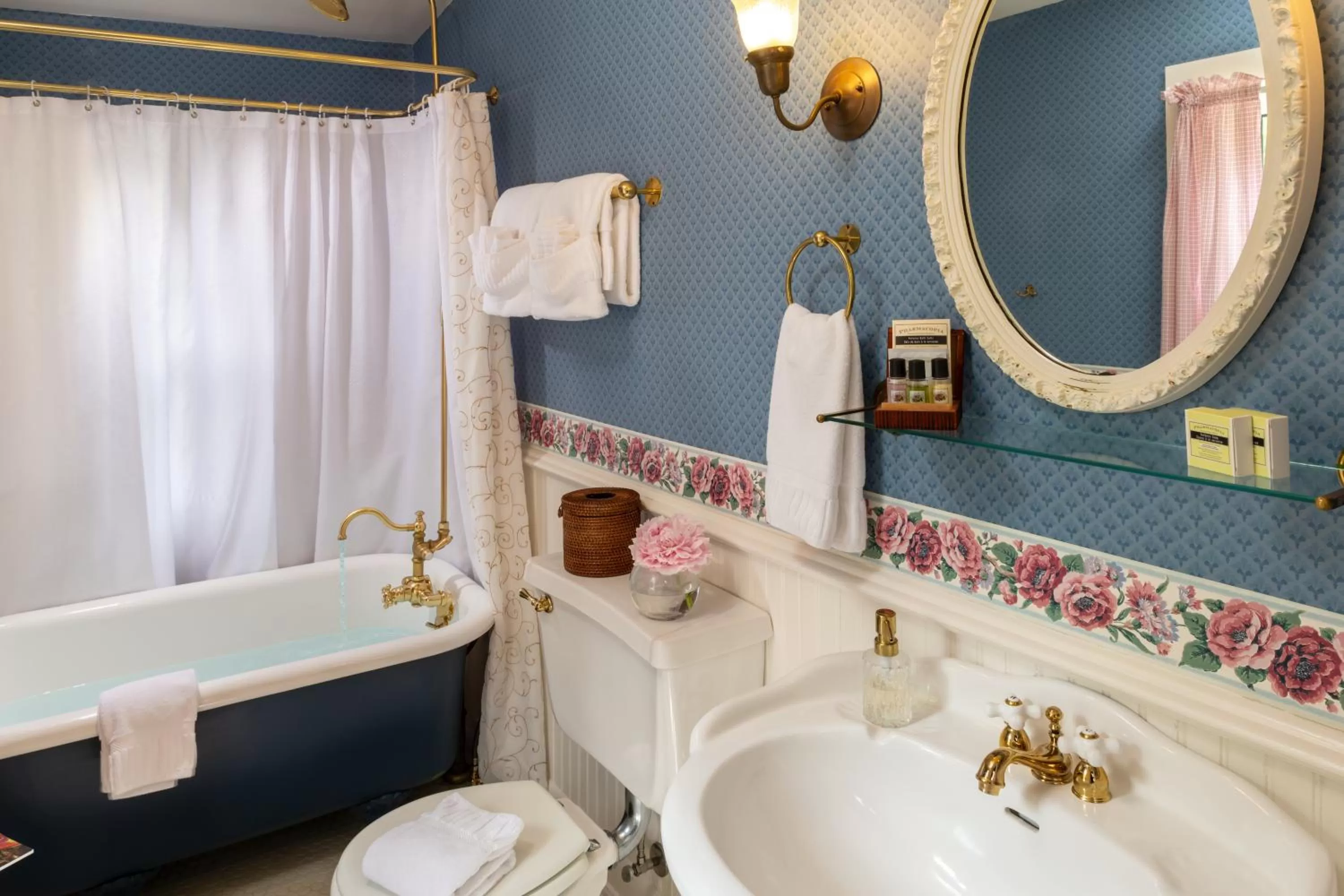 Bathroom in The 1899 Wright Inn & Carriage House