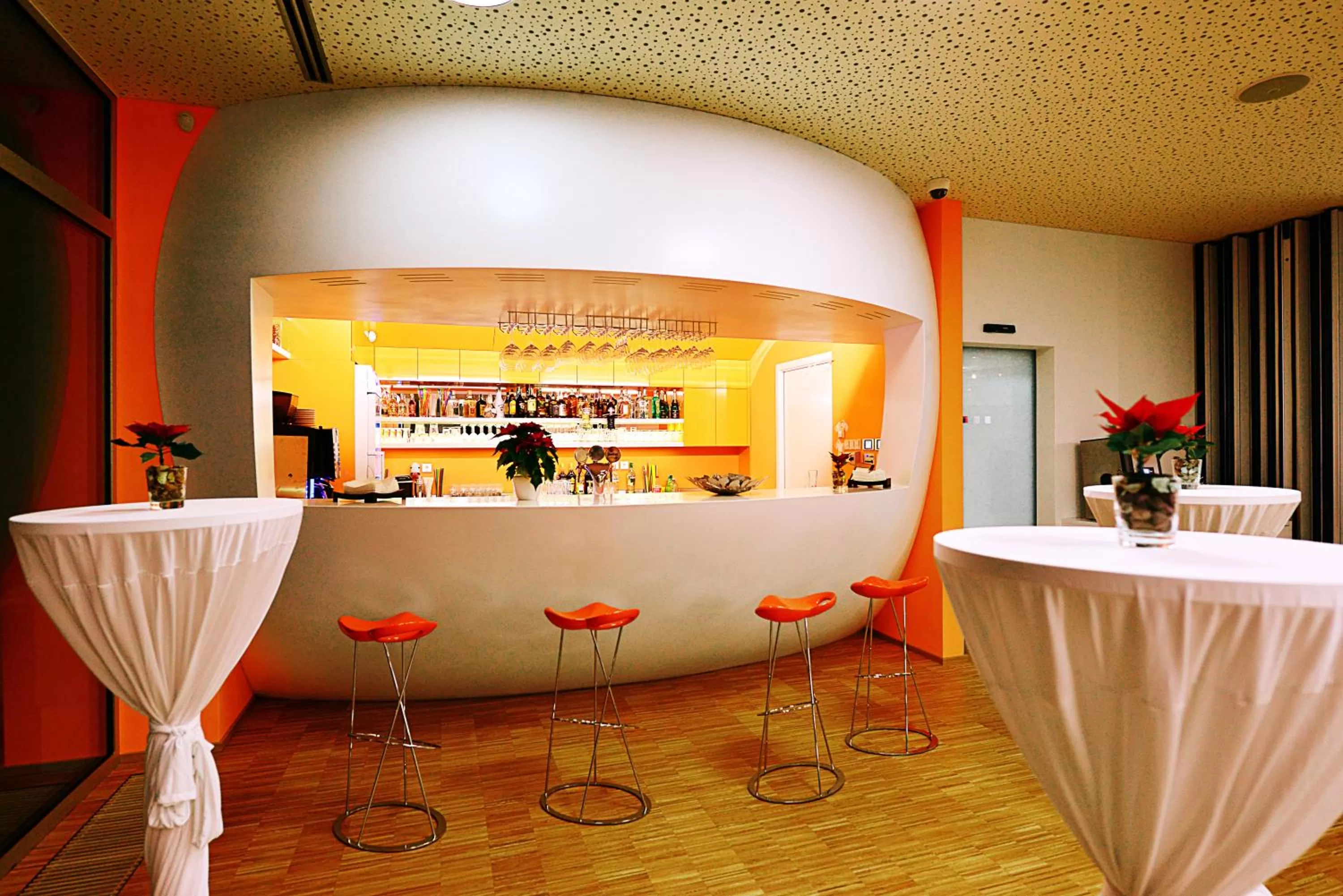 Restaurant/places to eat in Antonie Hotel****superior