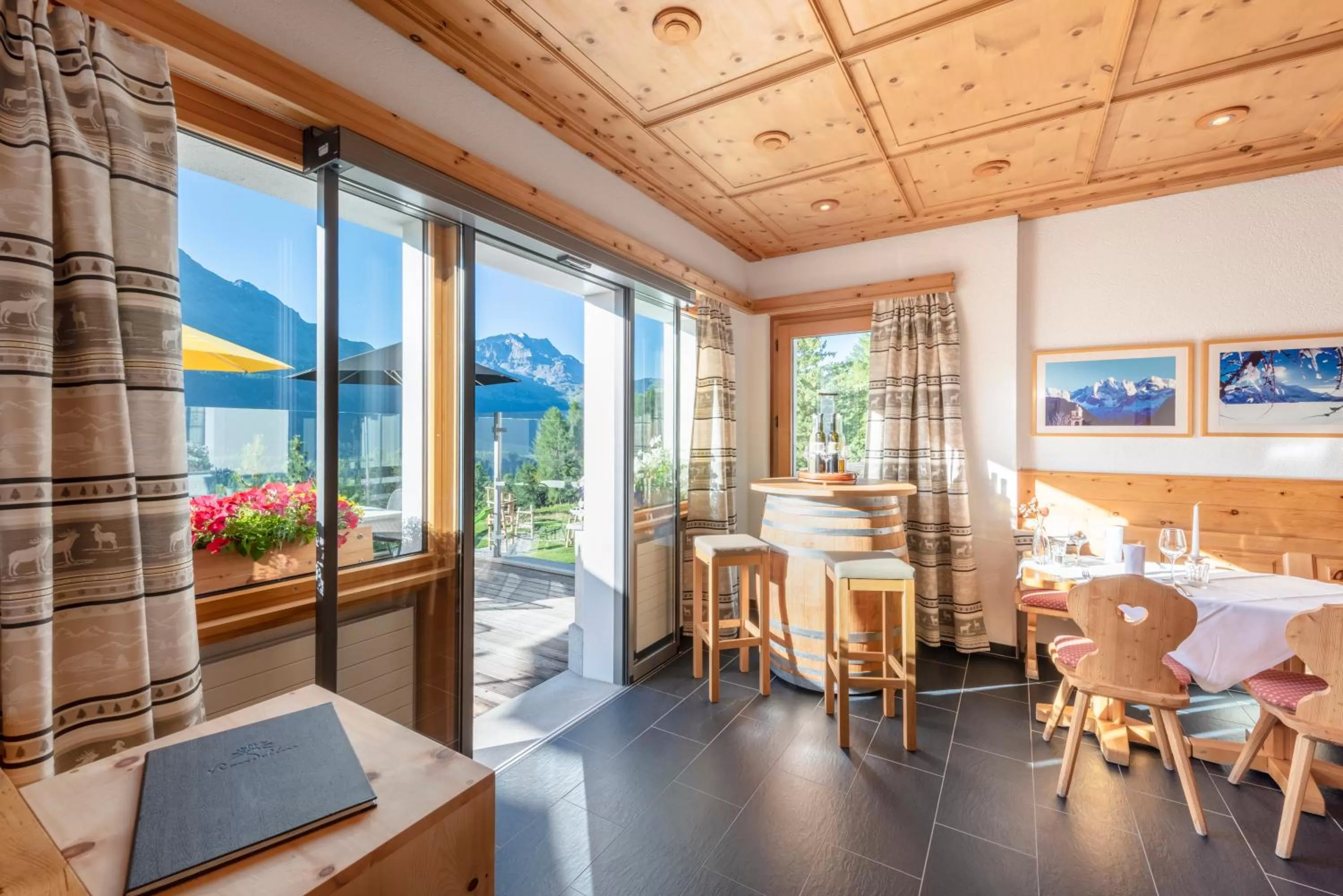 Restaurant/places to eat in Sternwarte by Randolins