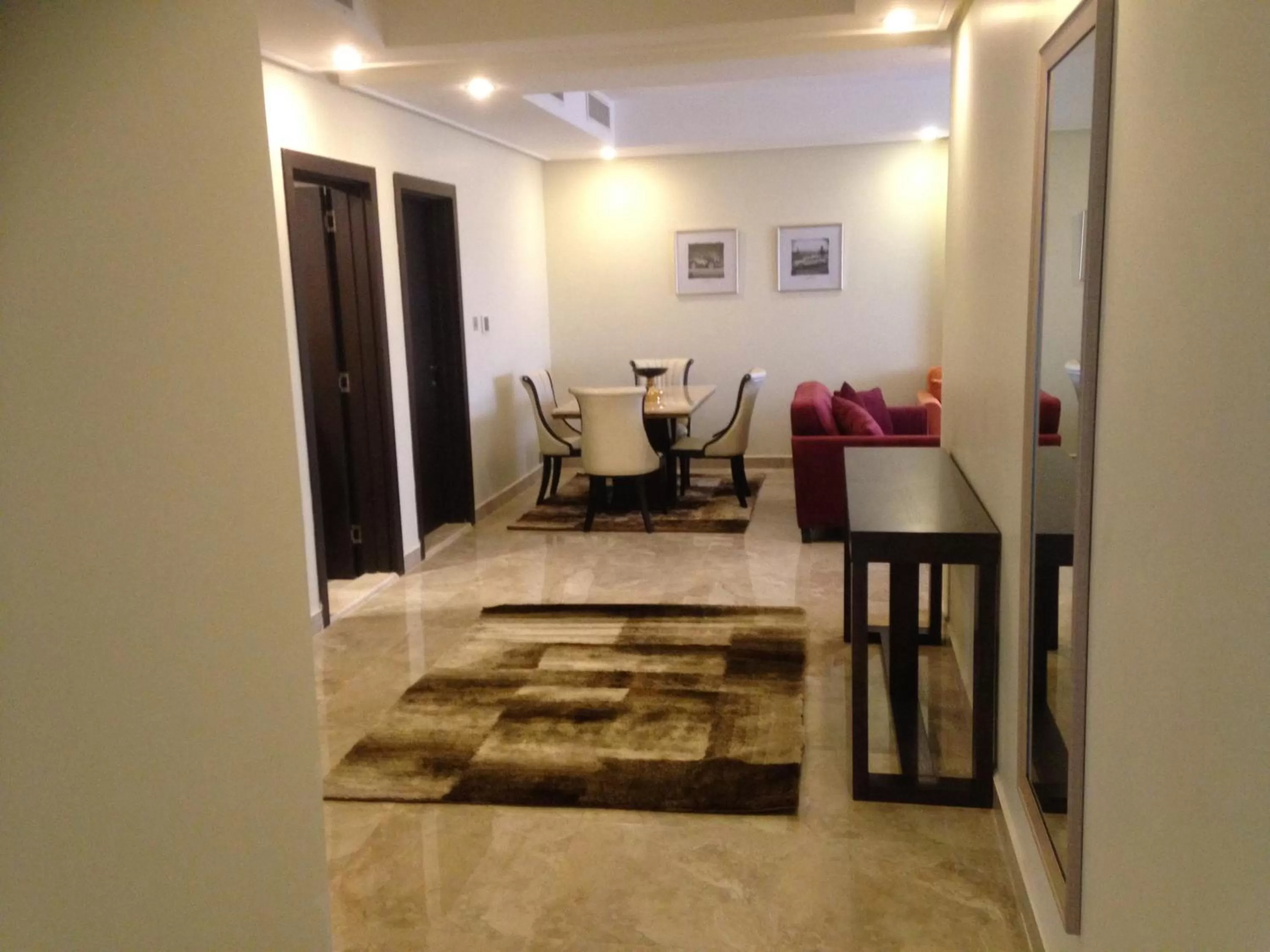 Living room in Adams Hotel