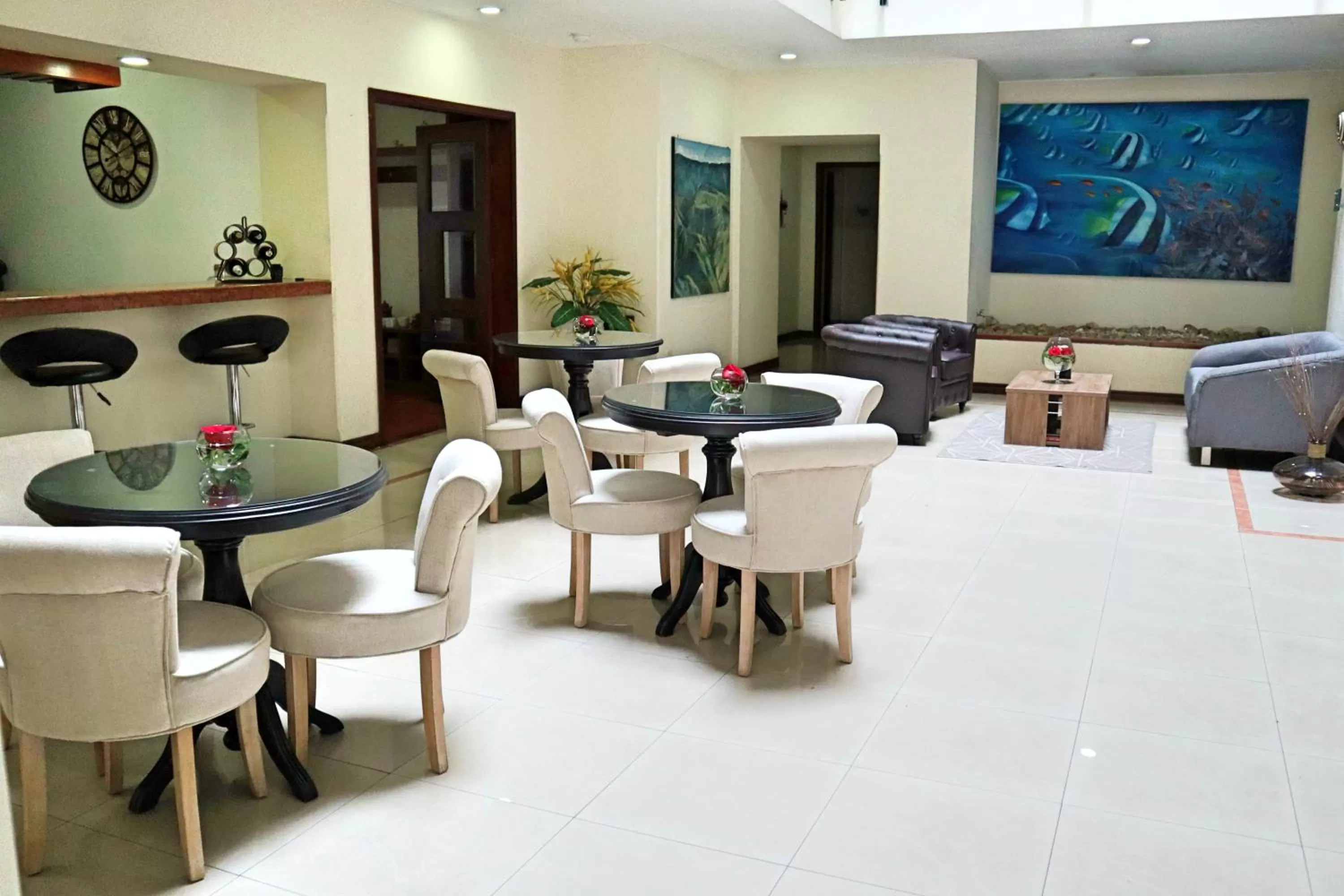 Communal lounge/ TV room in Cora 96 Street Apartments