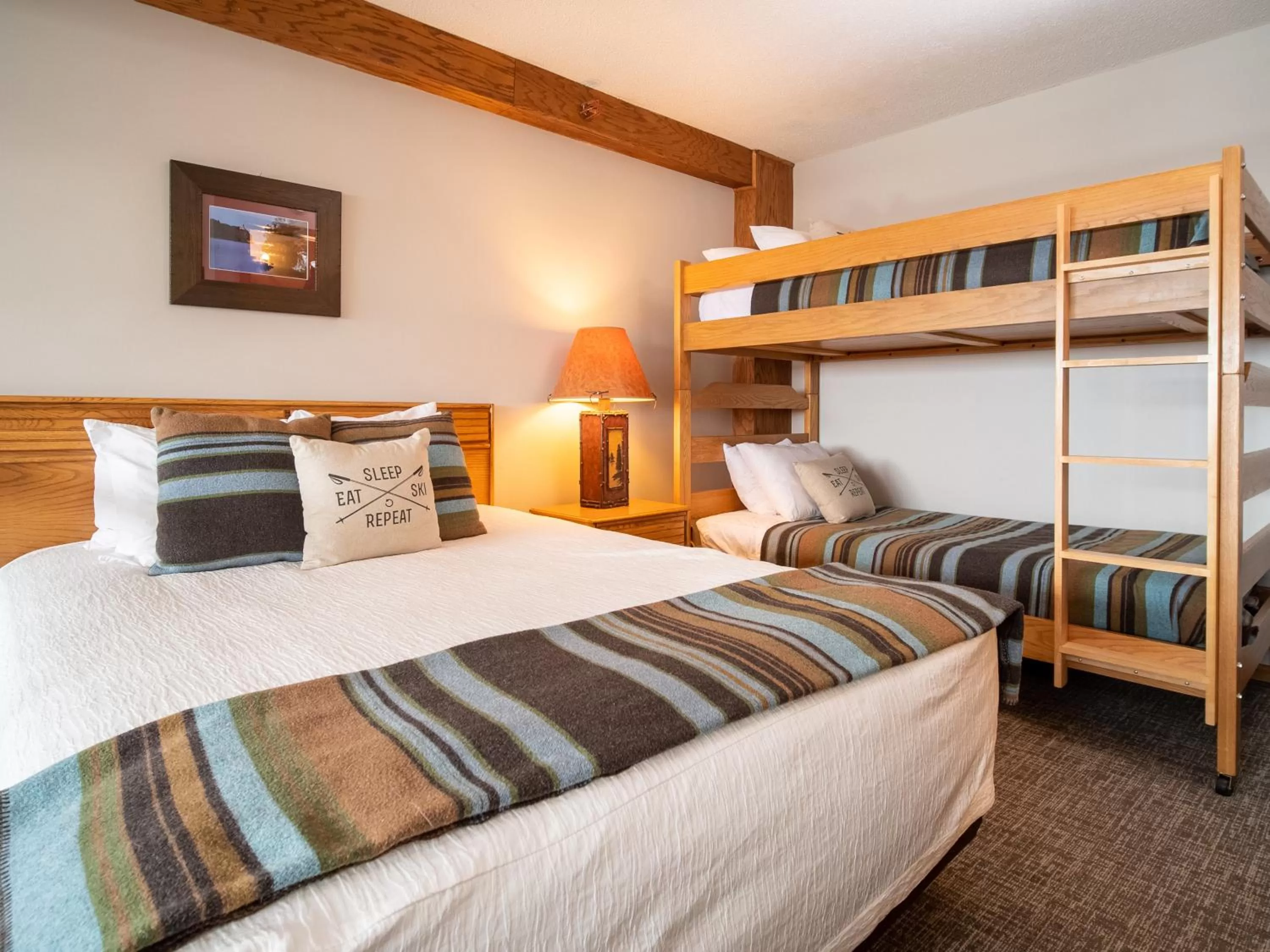 Bunk Bed in Caribou Highlands Lodge