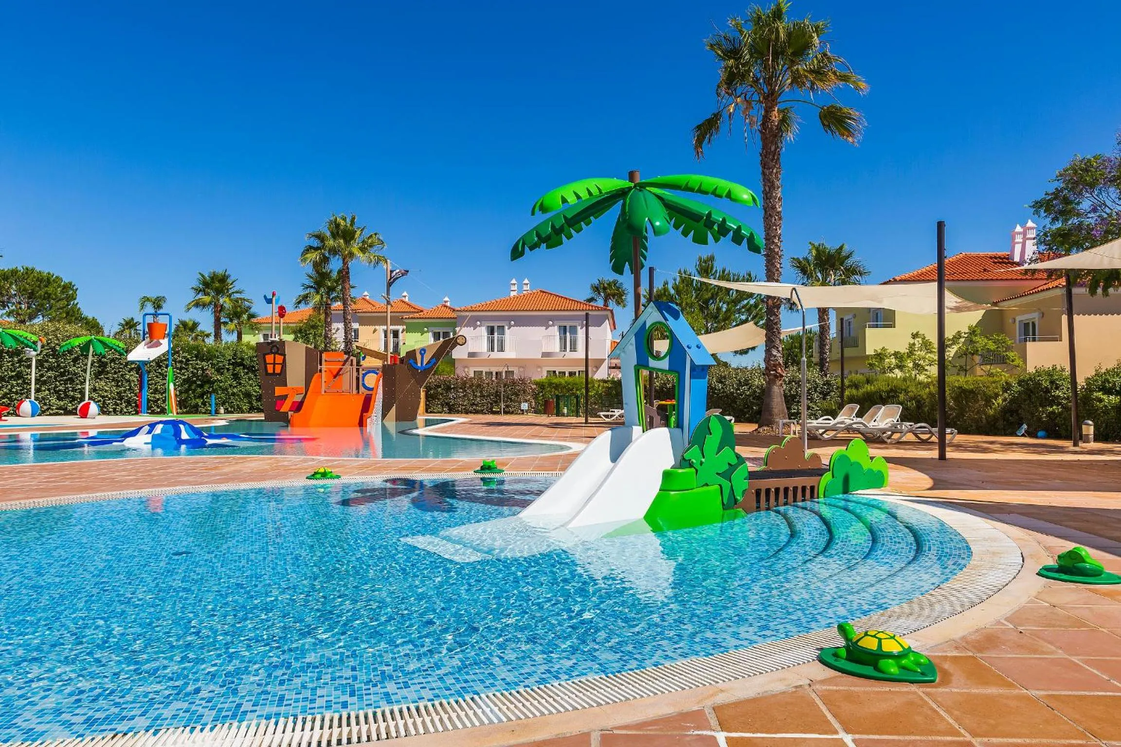 Eden Villas & Apartments