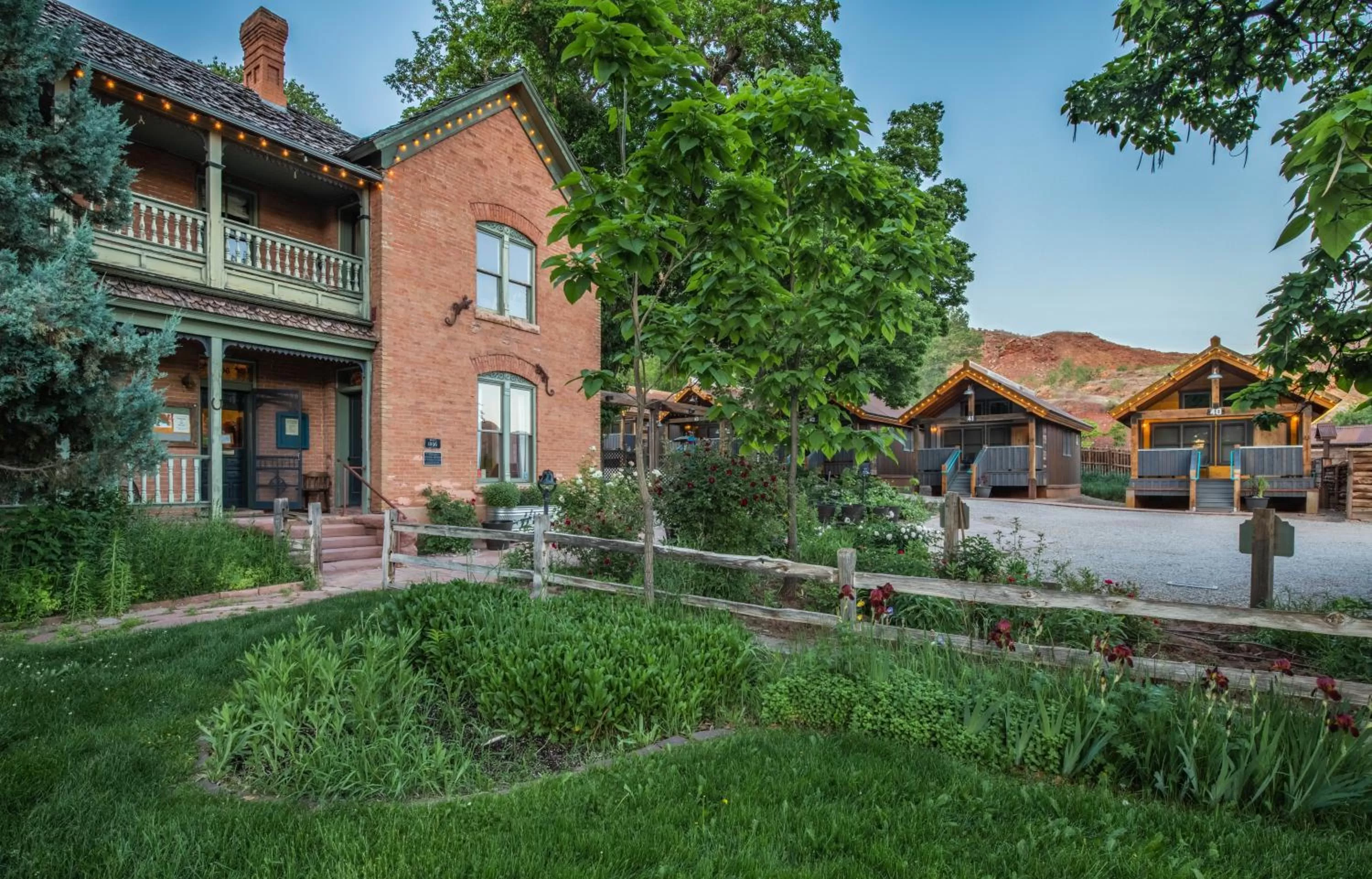 Property building in Moab Springs Ranch
