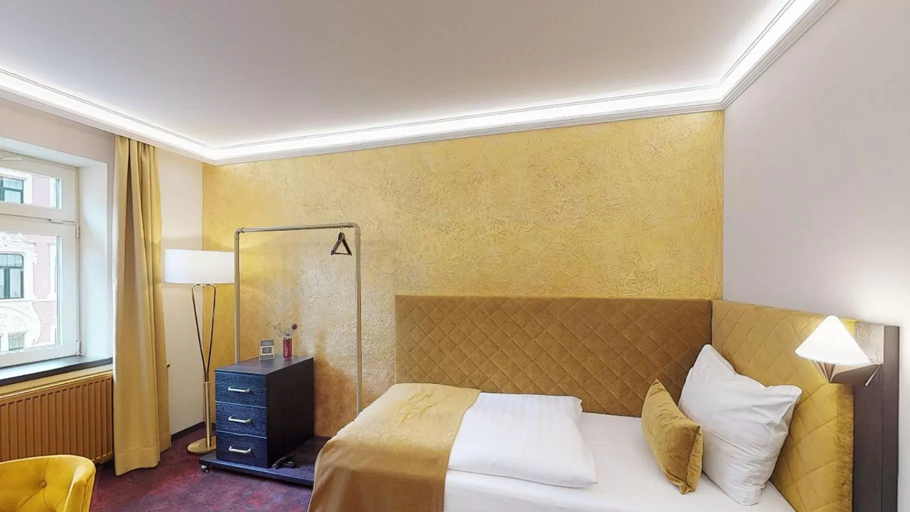 Bed in Nordhäuser Fürstenhof & TinySky-Resort