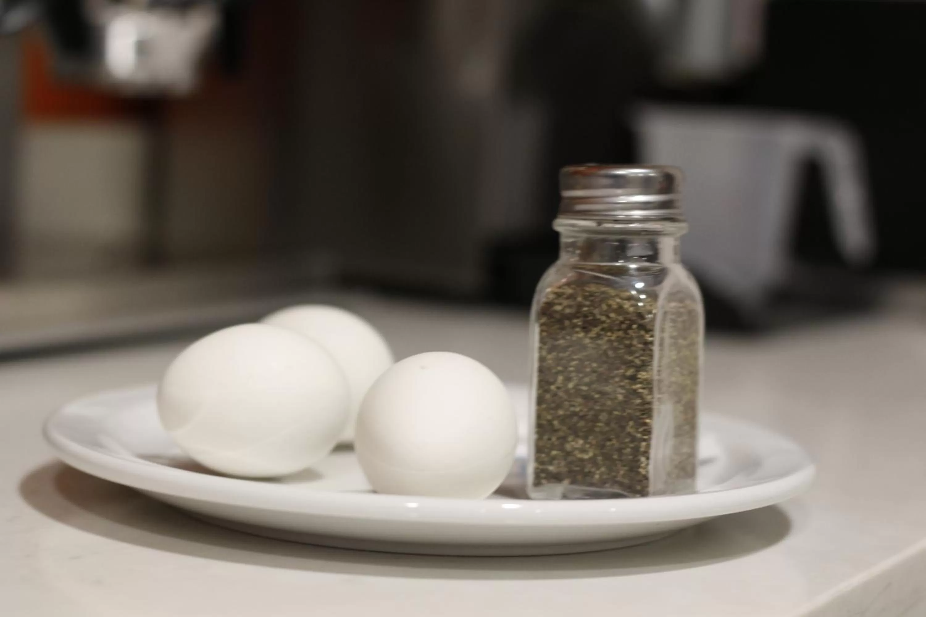 Coffee/tea facilities in Howard Johnson by Wyndham Downtown Kamloops