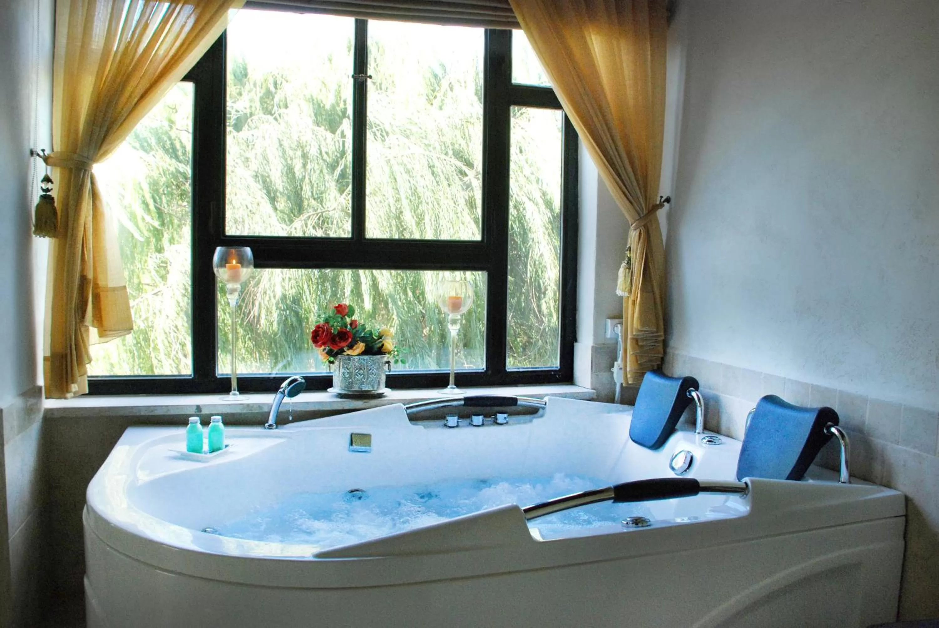 Photo of the whole room in Beit Shalom Historical boutique Hotel