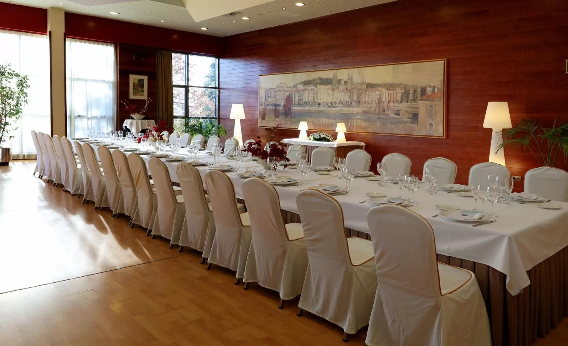 Property building in Abba Burgos