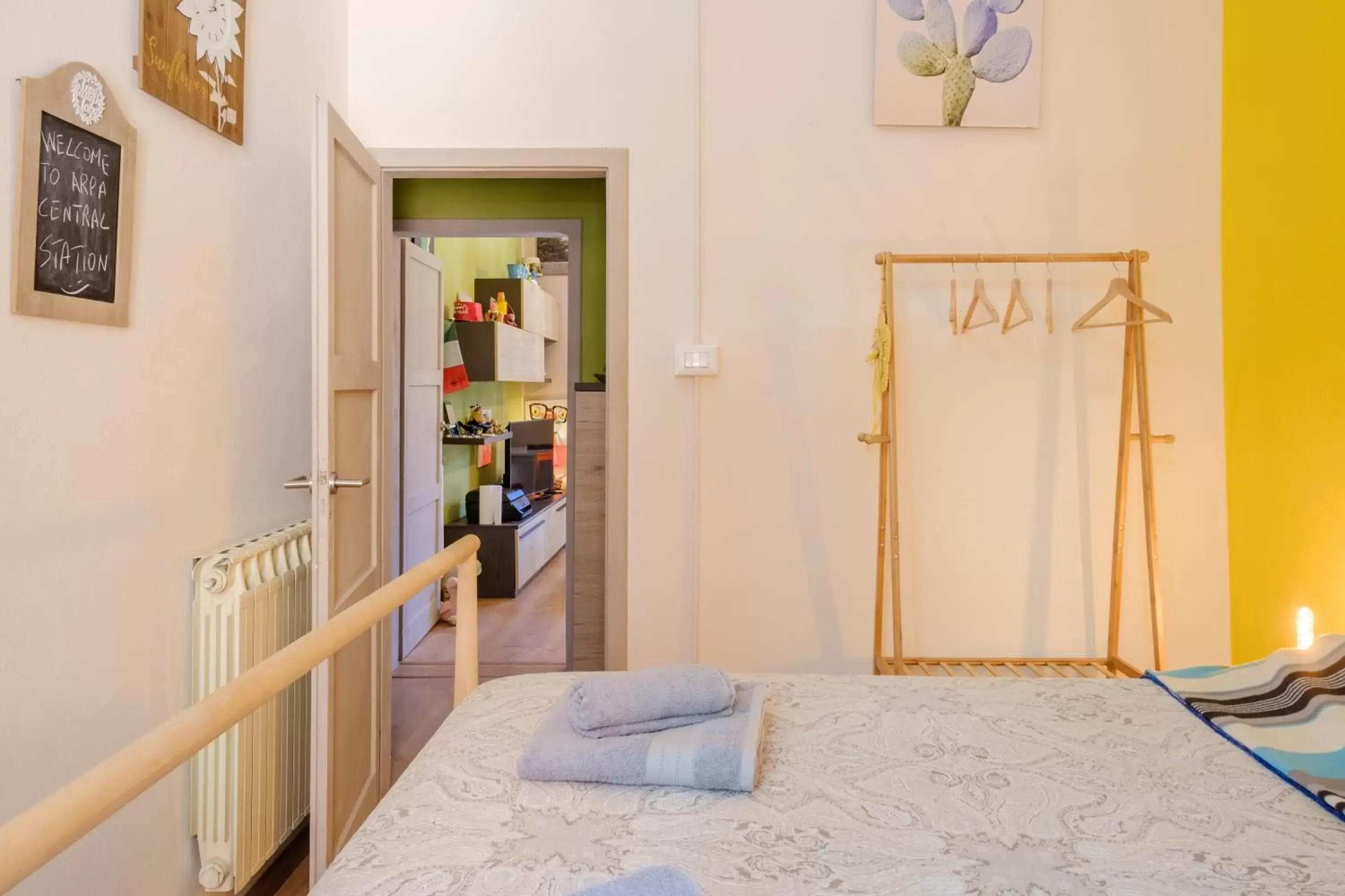 Double Room with Shared Bathroom in ARPA CENTRAL STATION Double Room with Shared Bathroom in ARPA CENTRAL STATION