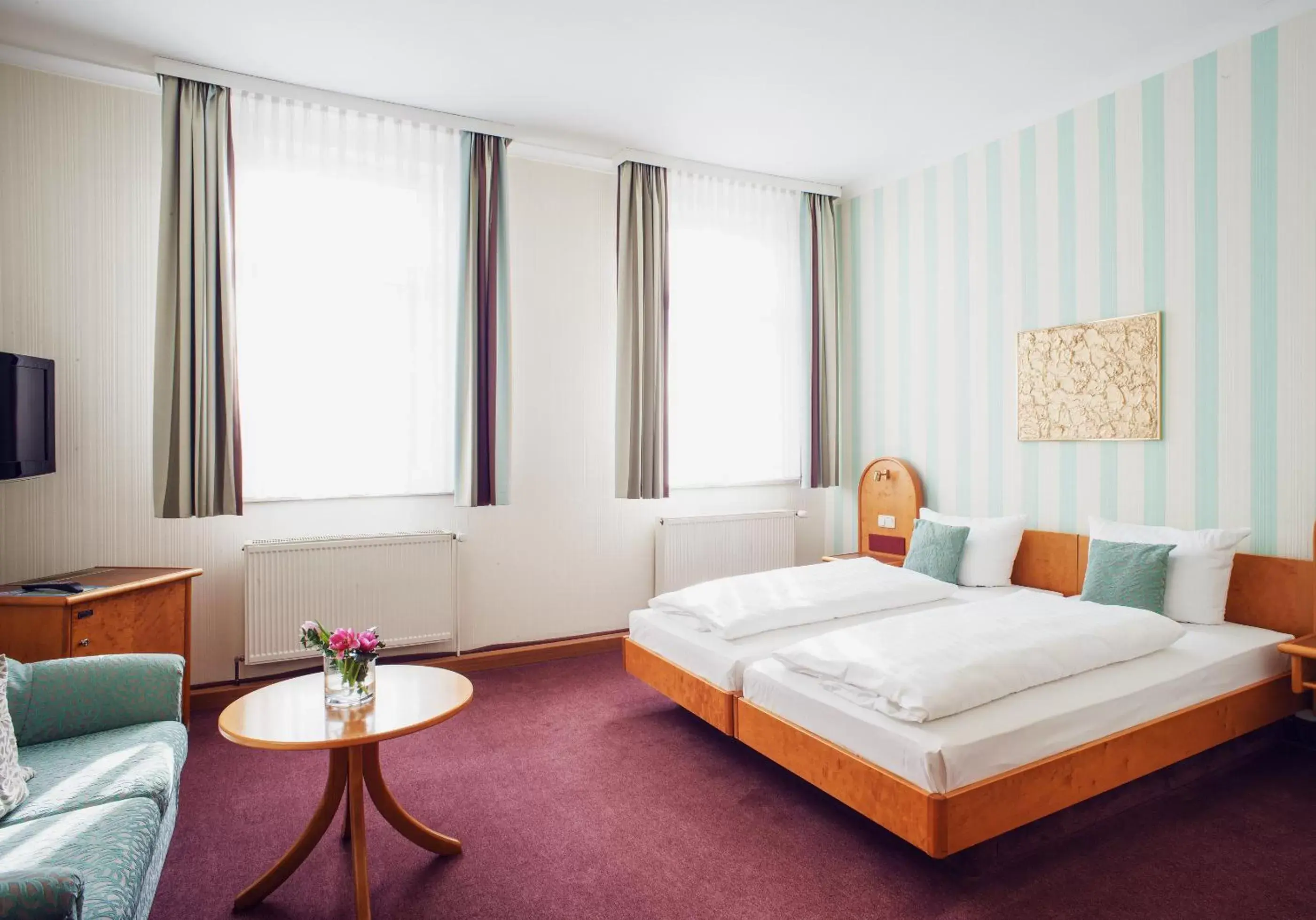 Double Room in Schwarzer Bär Jena Double Room in Schwarzer Bär Jena