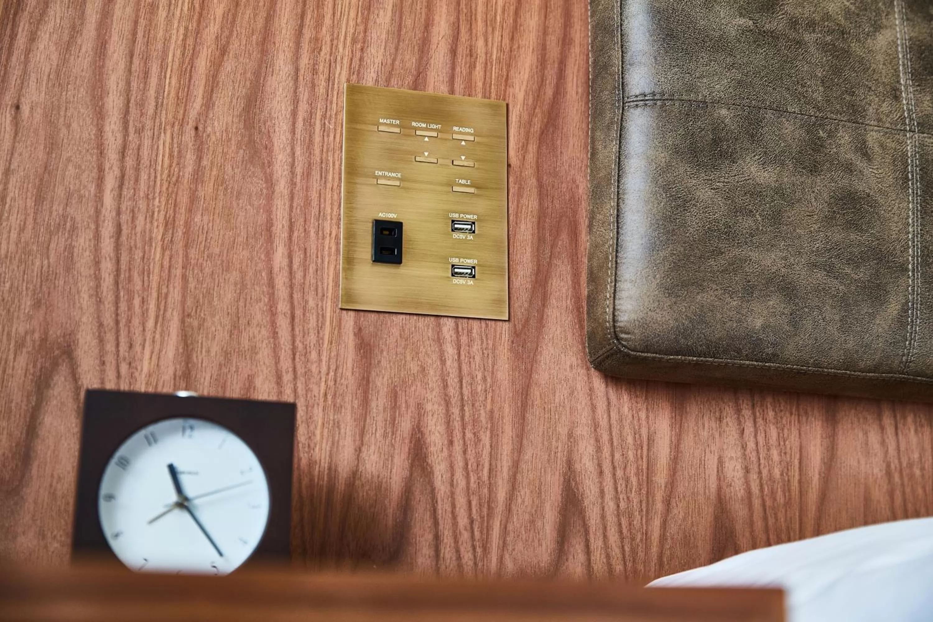 Bedroom in InterContinental Tokyo Bay by IHG