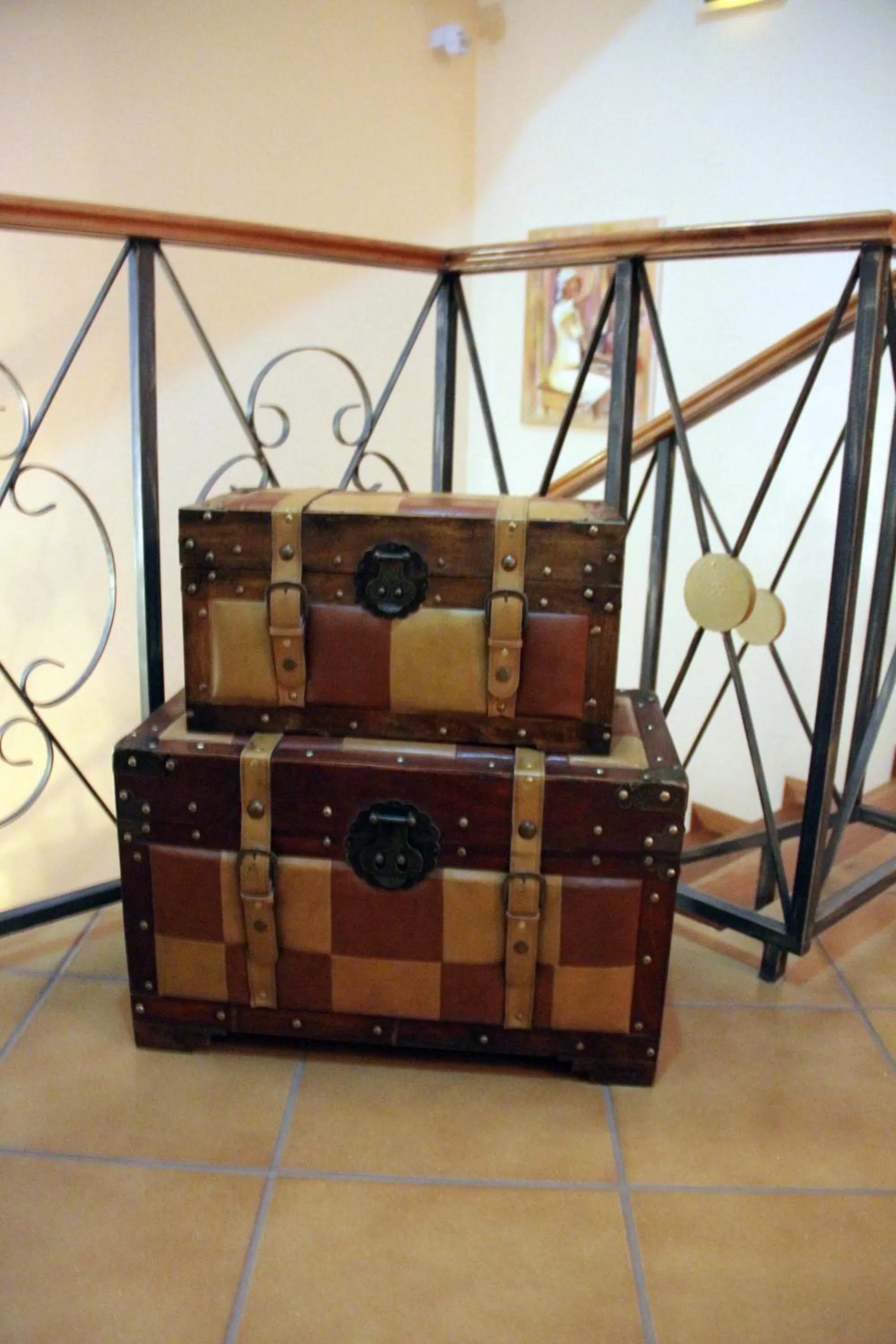 Decorative detail in Kira's Boutique Hotel