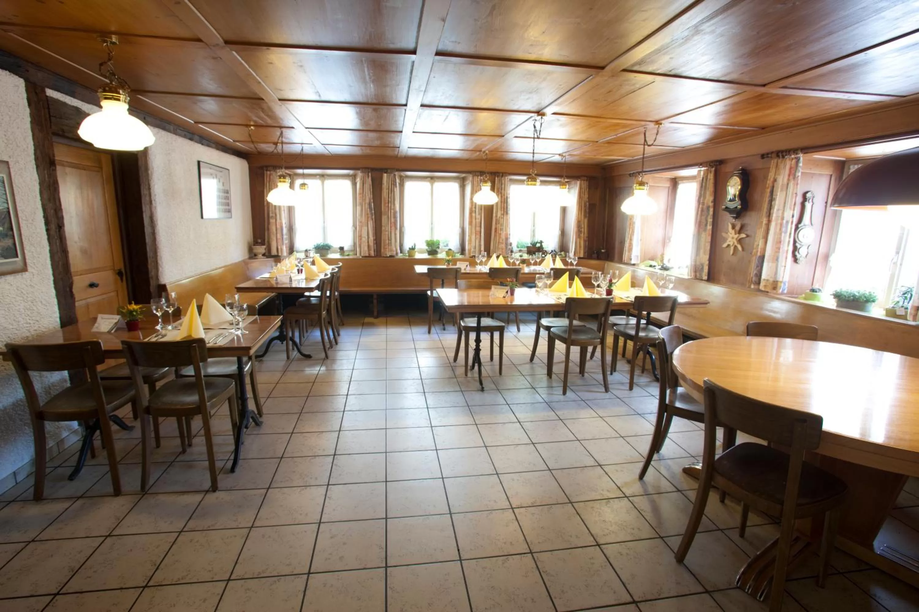 Restaurant/places to eat in Hotel Gasthaus Hirschen