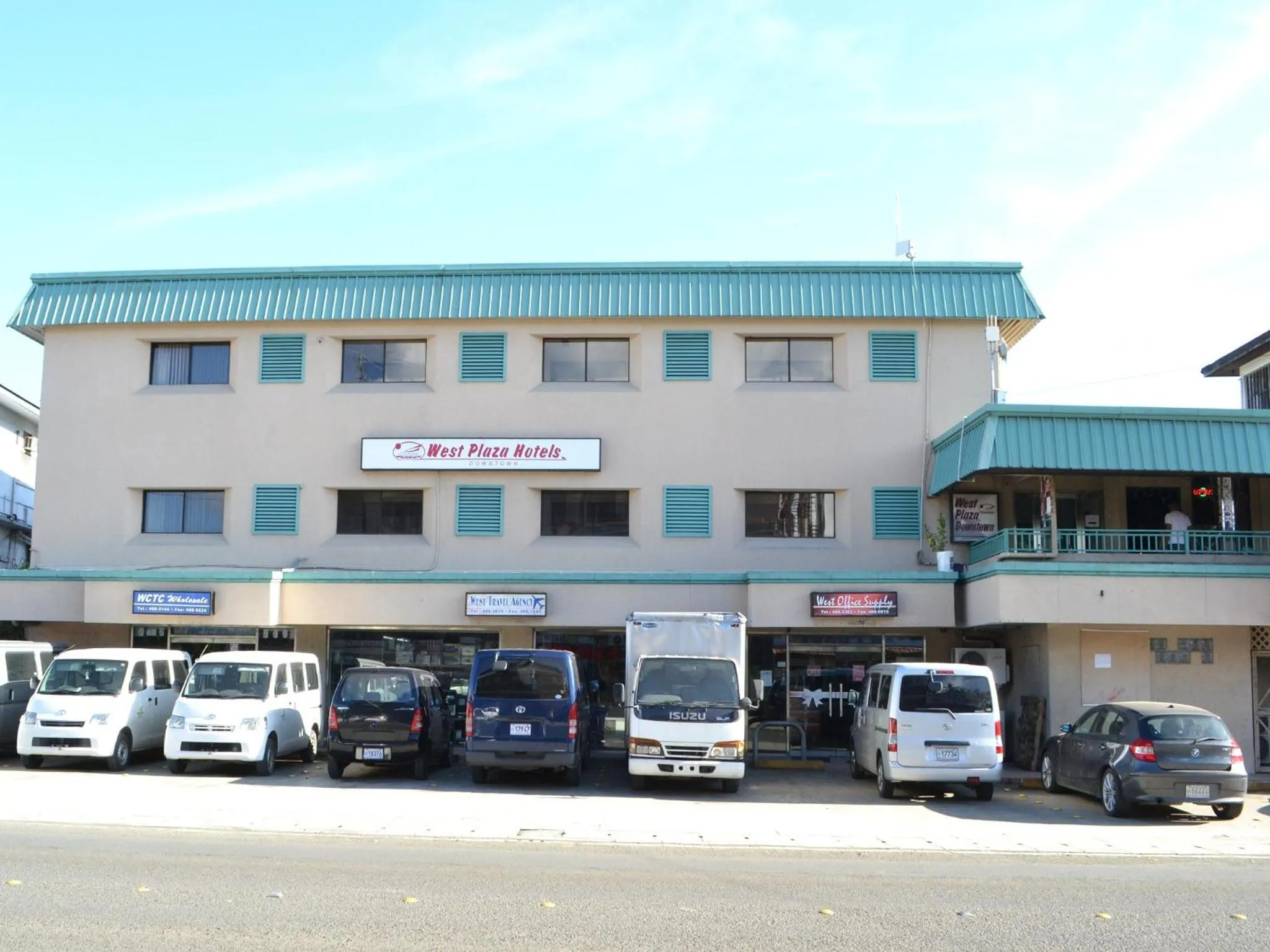 Day in West Plaza Downtown