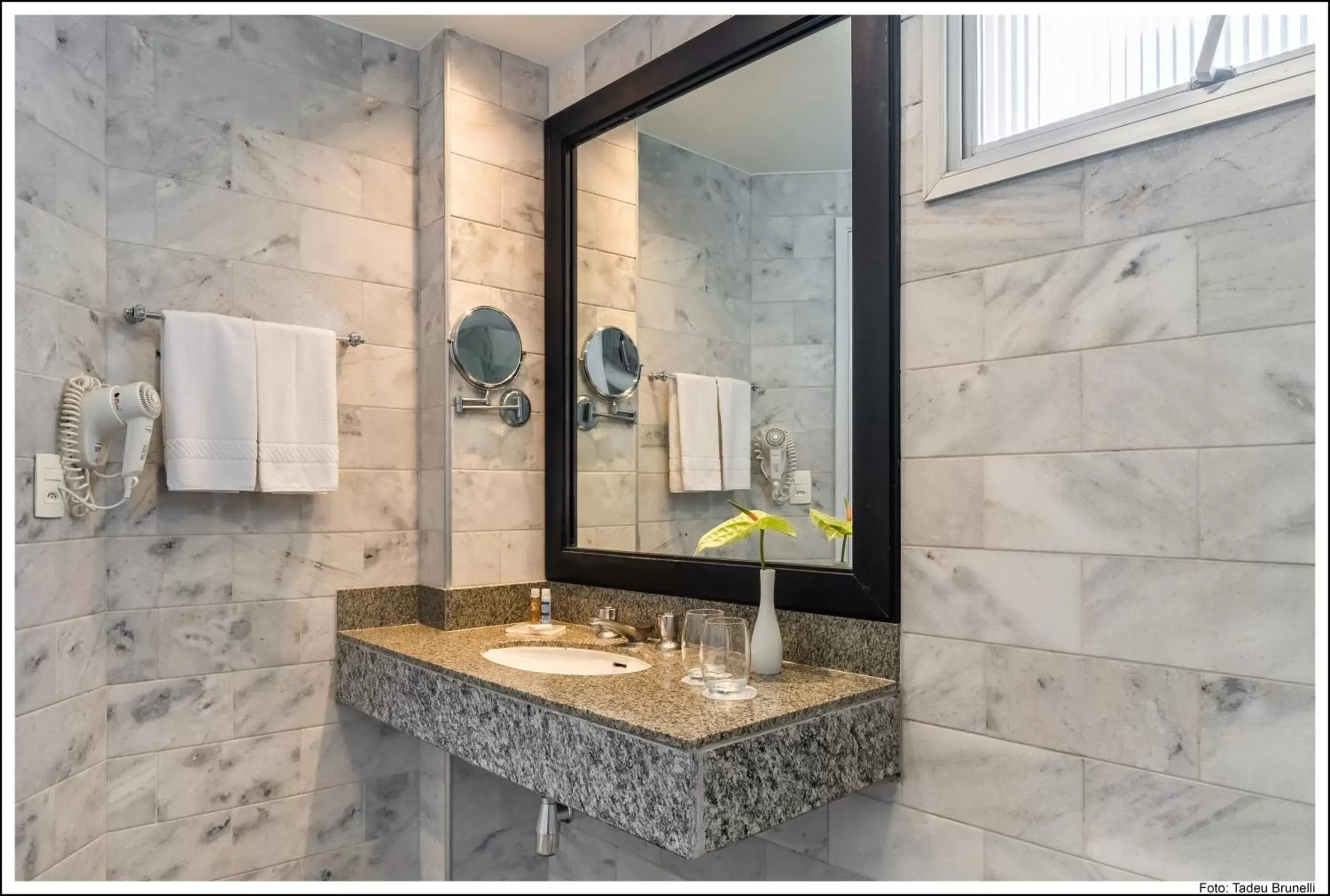 Deluxe Single Room - single occupancy in Bourbon Curitiba Hotel & Suítes Deluxe Single Room - single occupancy in Bourbon Curitiba Hotel & Suítes