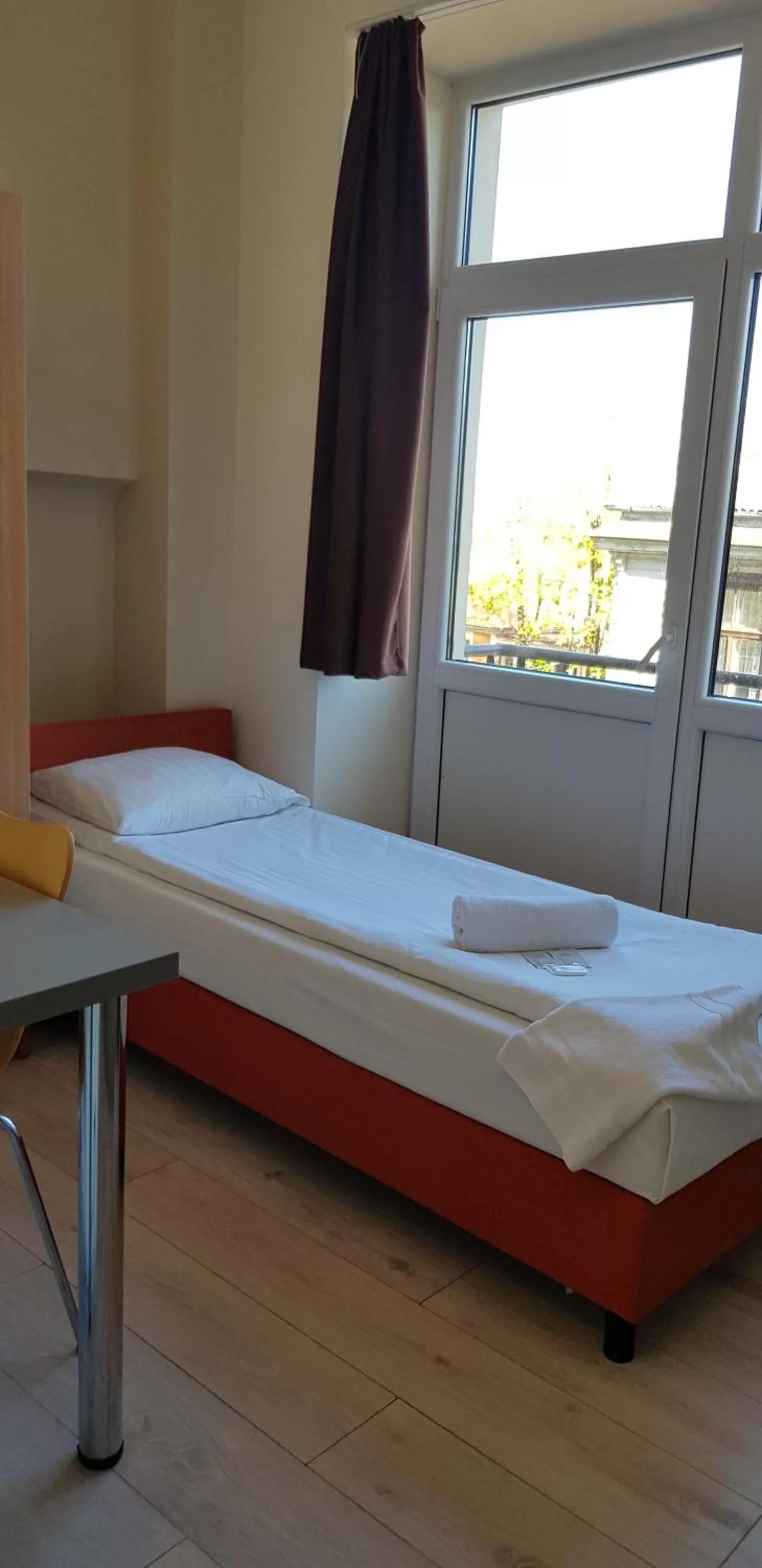 Triple Room with Private Bathroom in Bridge Hotel