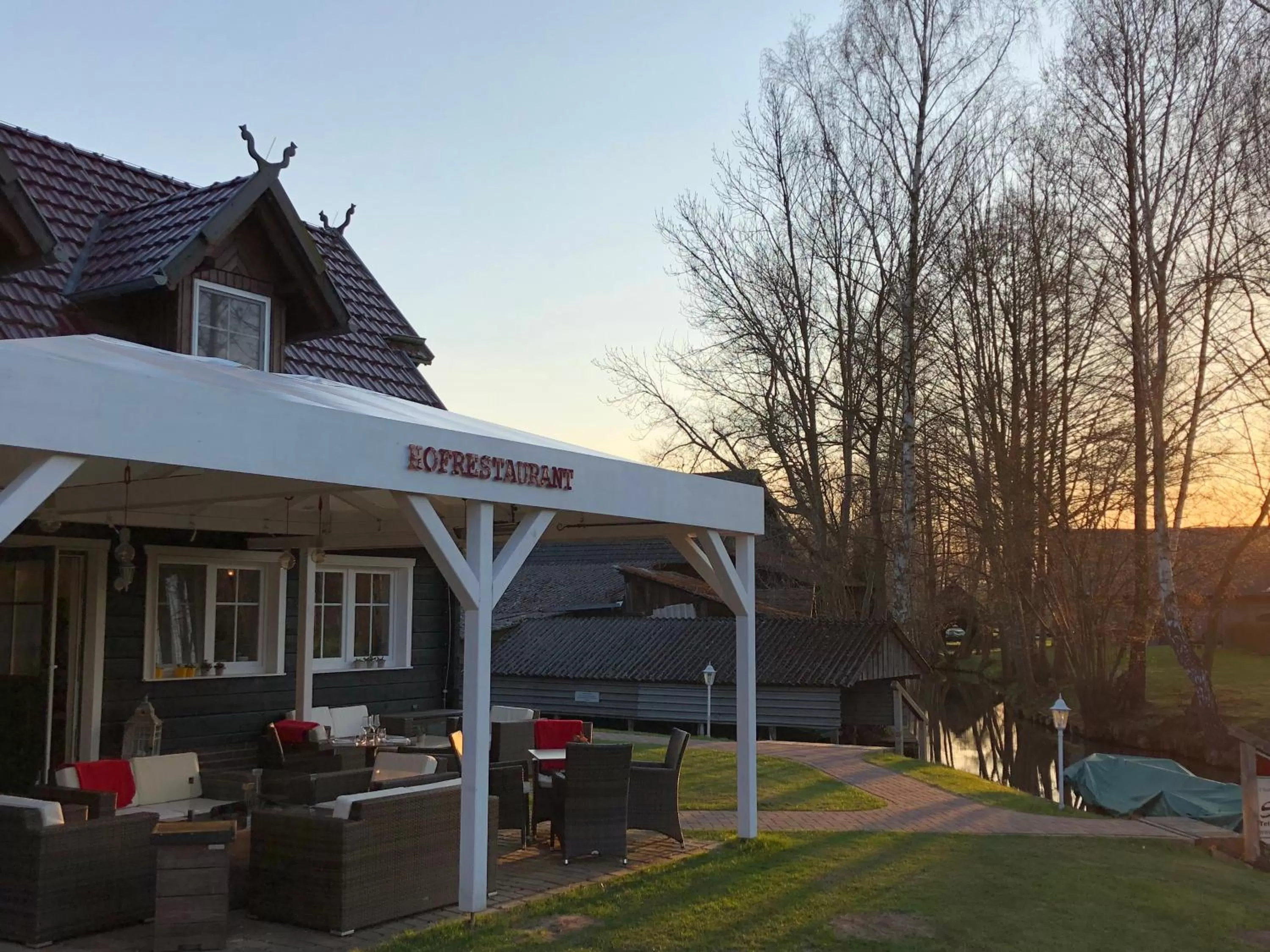 Restaurant/places to eat in Zum Schlangenkönig