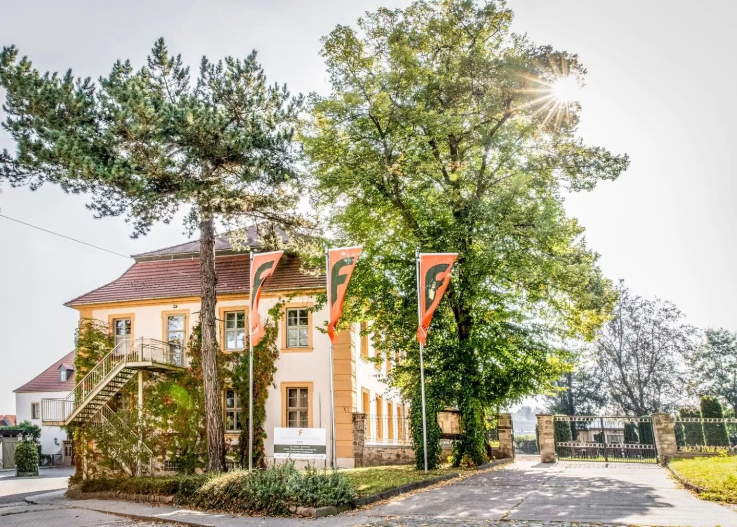 Property building in Stadtschloß Hecklingen