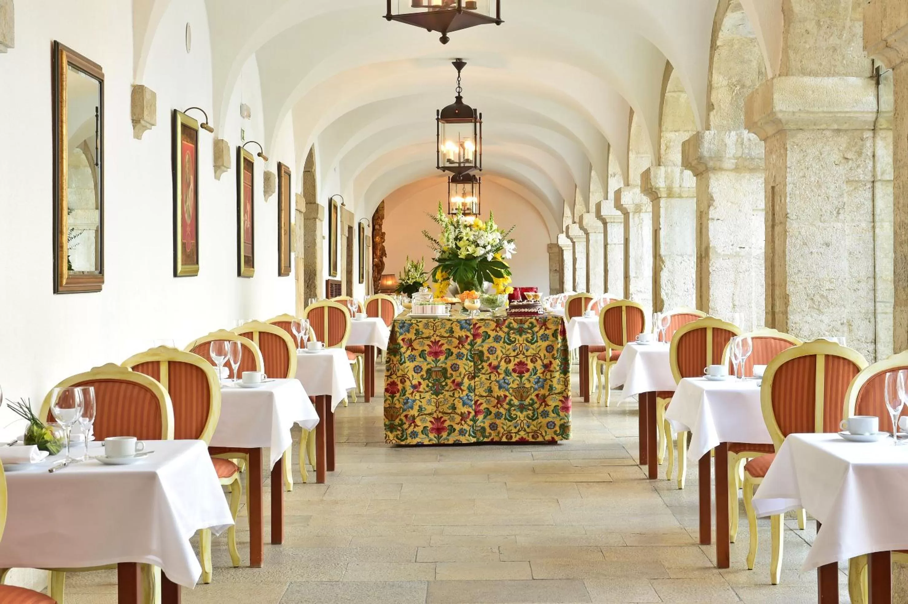 Restaurant/places to eat in Pousada Castelo de Palmela