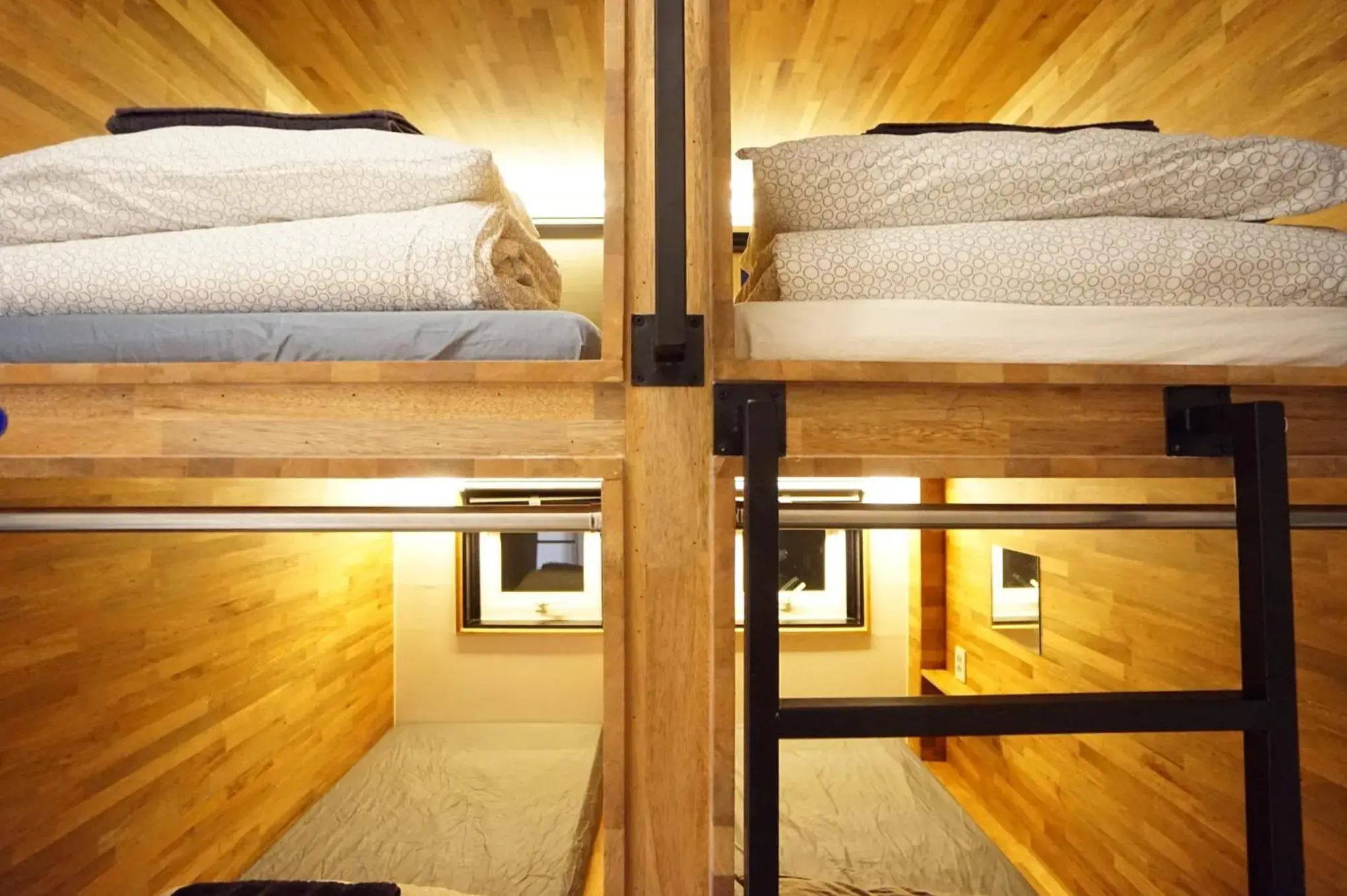 Seoulcube Ewha -Female only Seoulcube Ewha -Female only