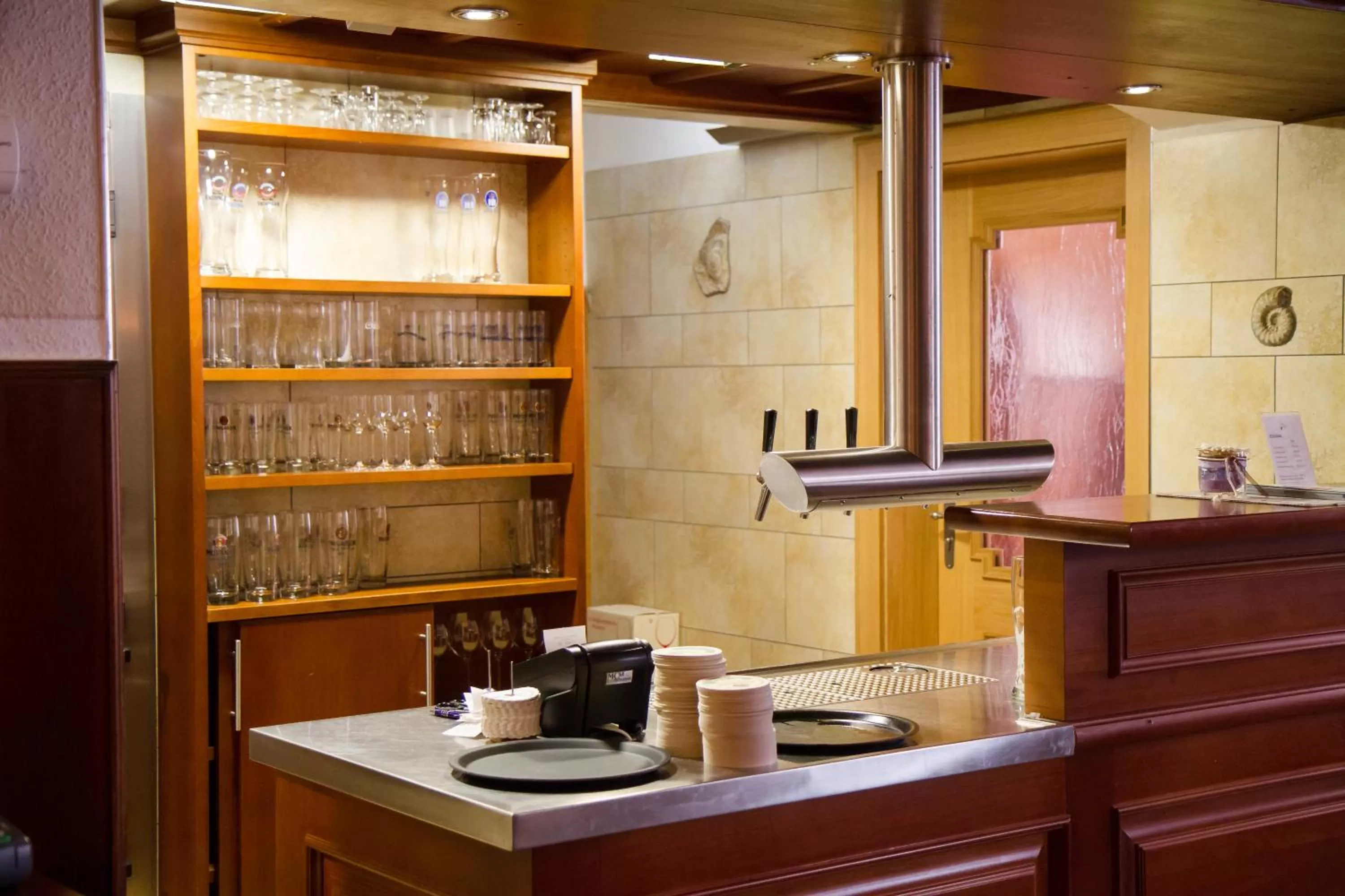 Restaurant/places to eat, Kitchen/Kitchenette in Hotel-Gasthof Blaue Traube e.K.